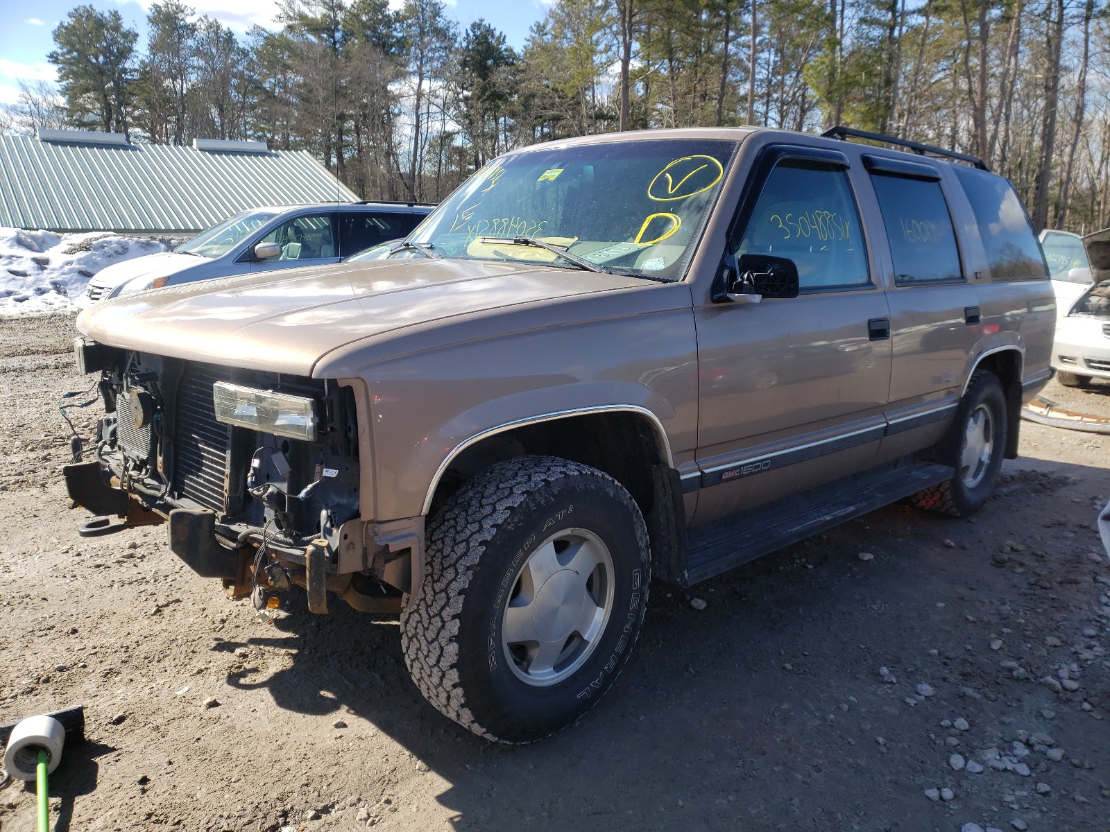 Photo 1 VIN: 1GKEK13R3TJ750723 - GMC YUKON 