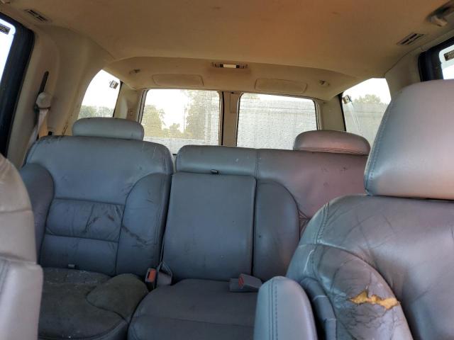 Photo 9 VIN: 1GKEK13R3XJ757466 - GMC YUKON 