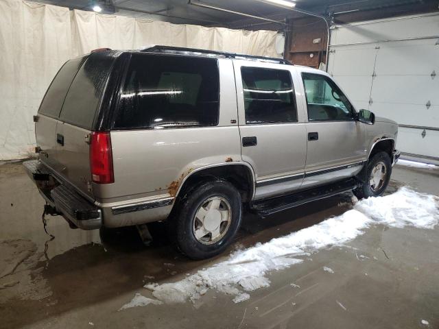 Photo 2 VIN: 1GKEK13R6XJ723117 - GMC YUKON 