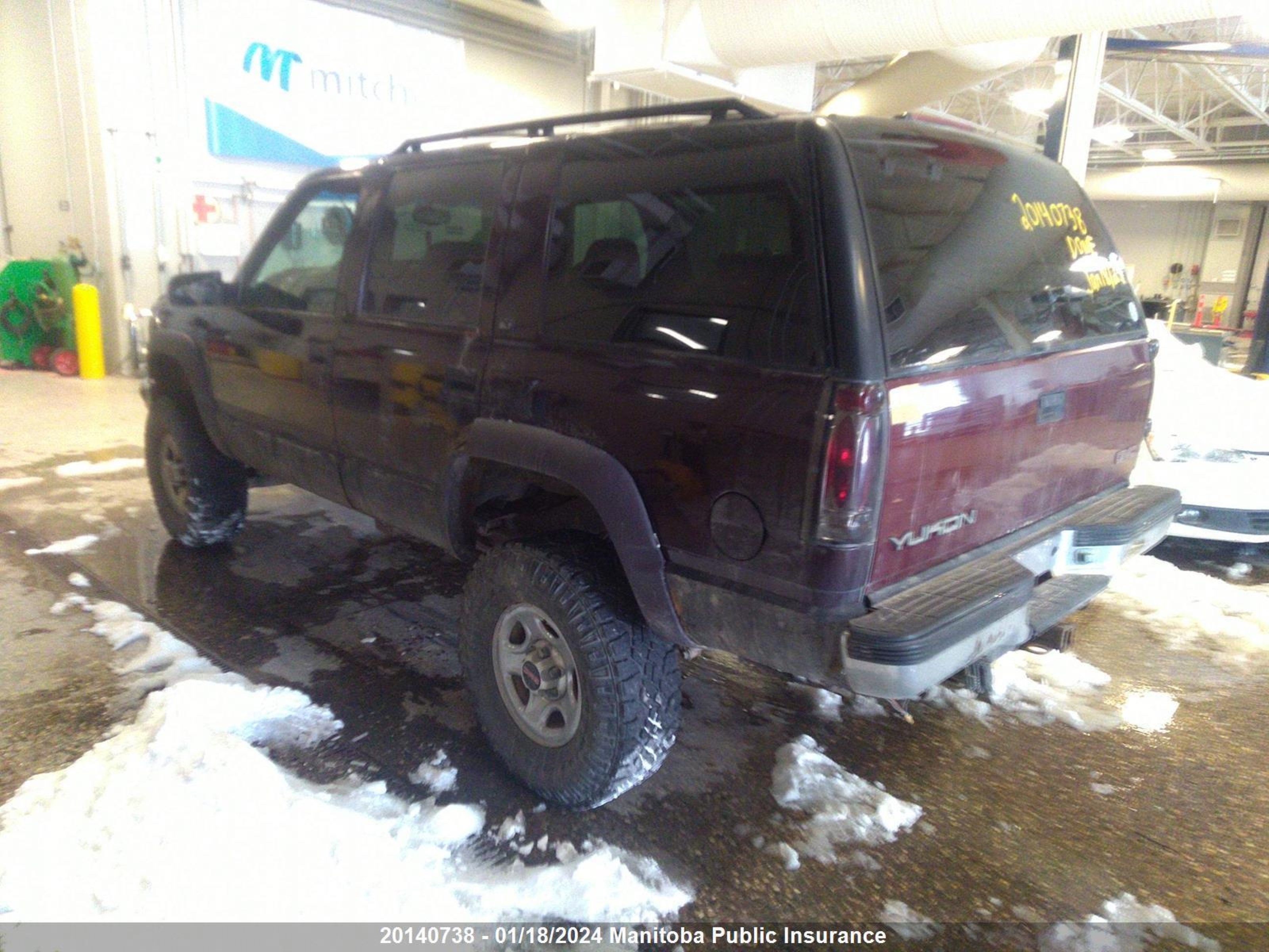 Photo 2 VIN: 1GKEK13R8VJ708440 - GMC YUKON 