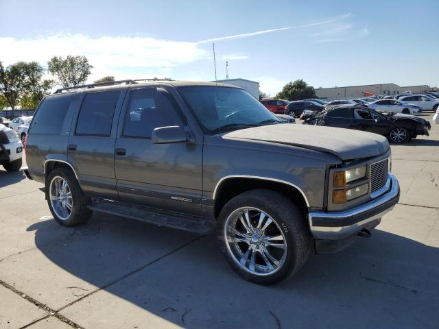 Photo 3 VIN: 1GKEK13R9XJ721880 - GMC YUKON 