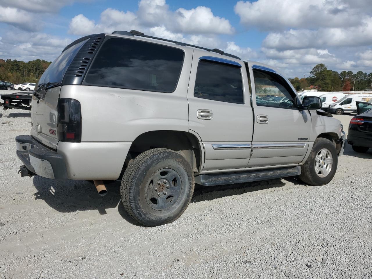 Photo 2 VIN: 1GKEK13T15J229482 - GMC YUKON 