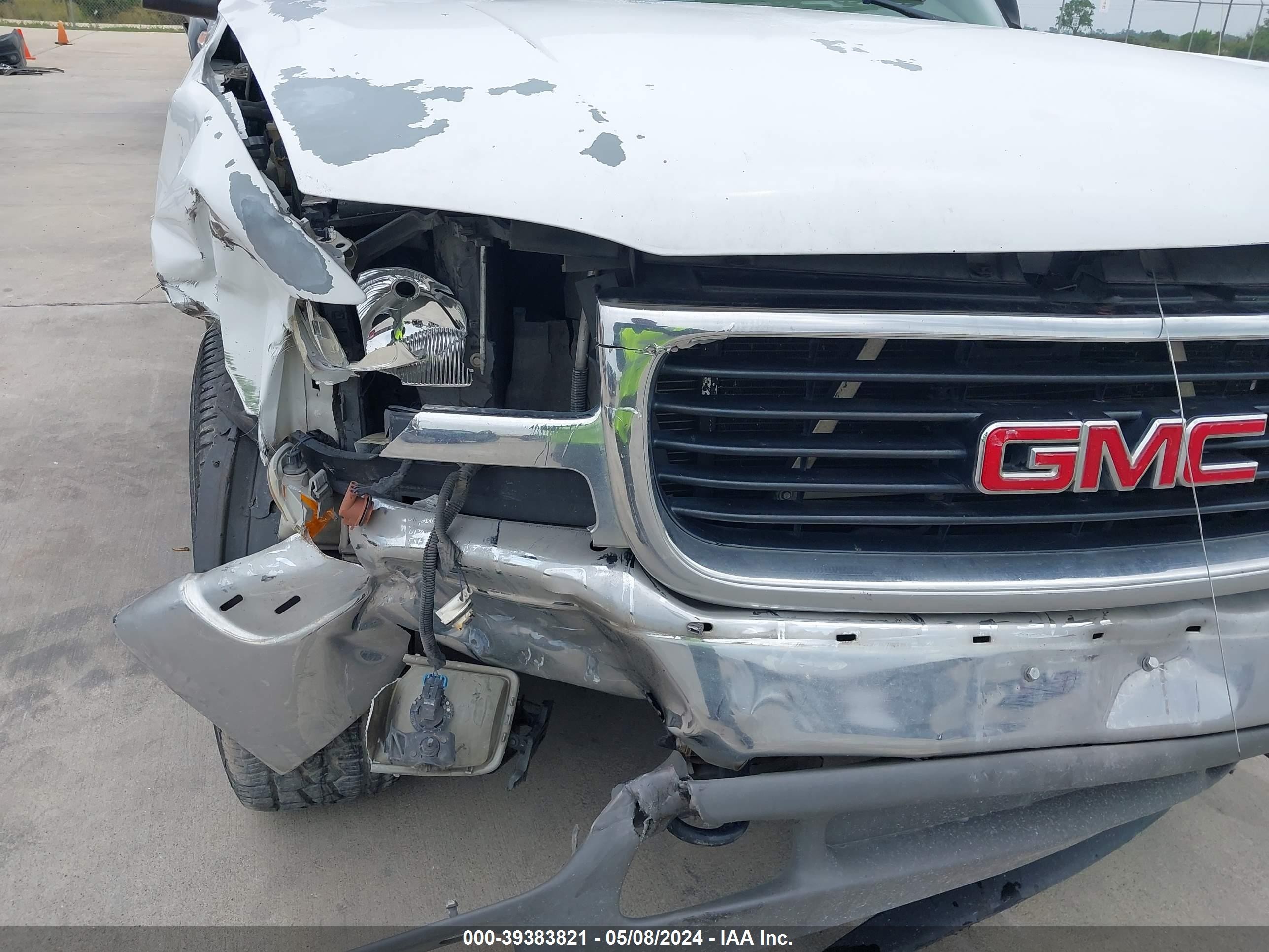 Photo 11 VIN: 1GKEK13T26J111202 - GMC YUKON 