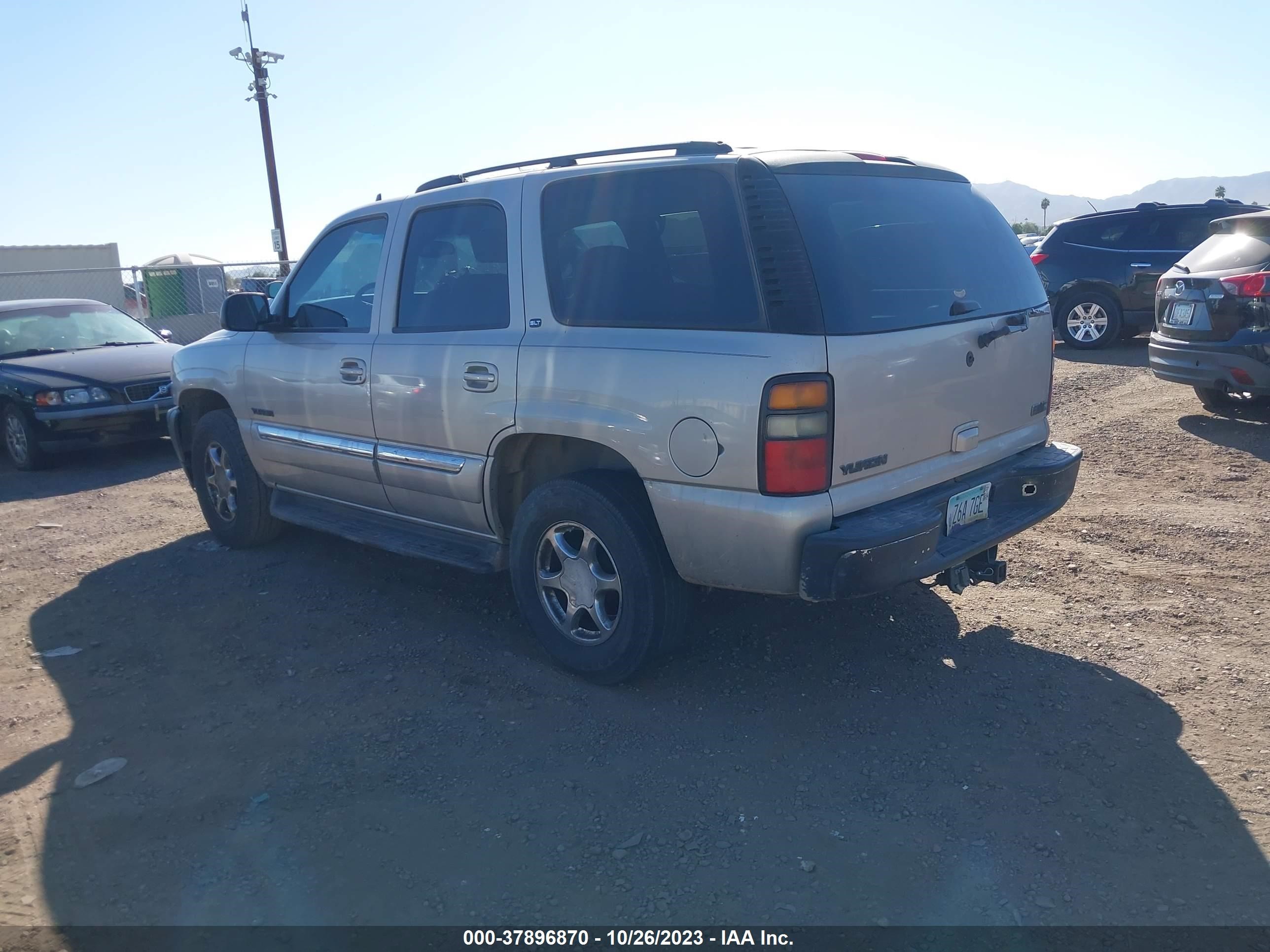 Photo 2 VIN: 1GKEK13T26R161762 - GMC YUKON 