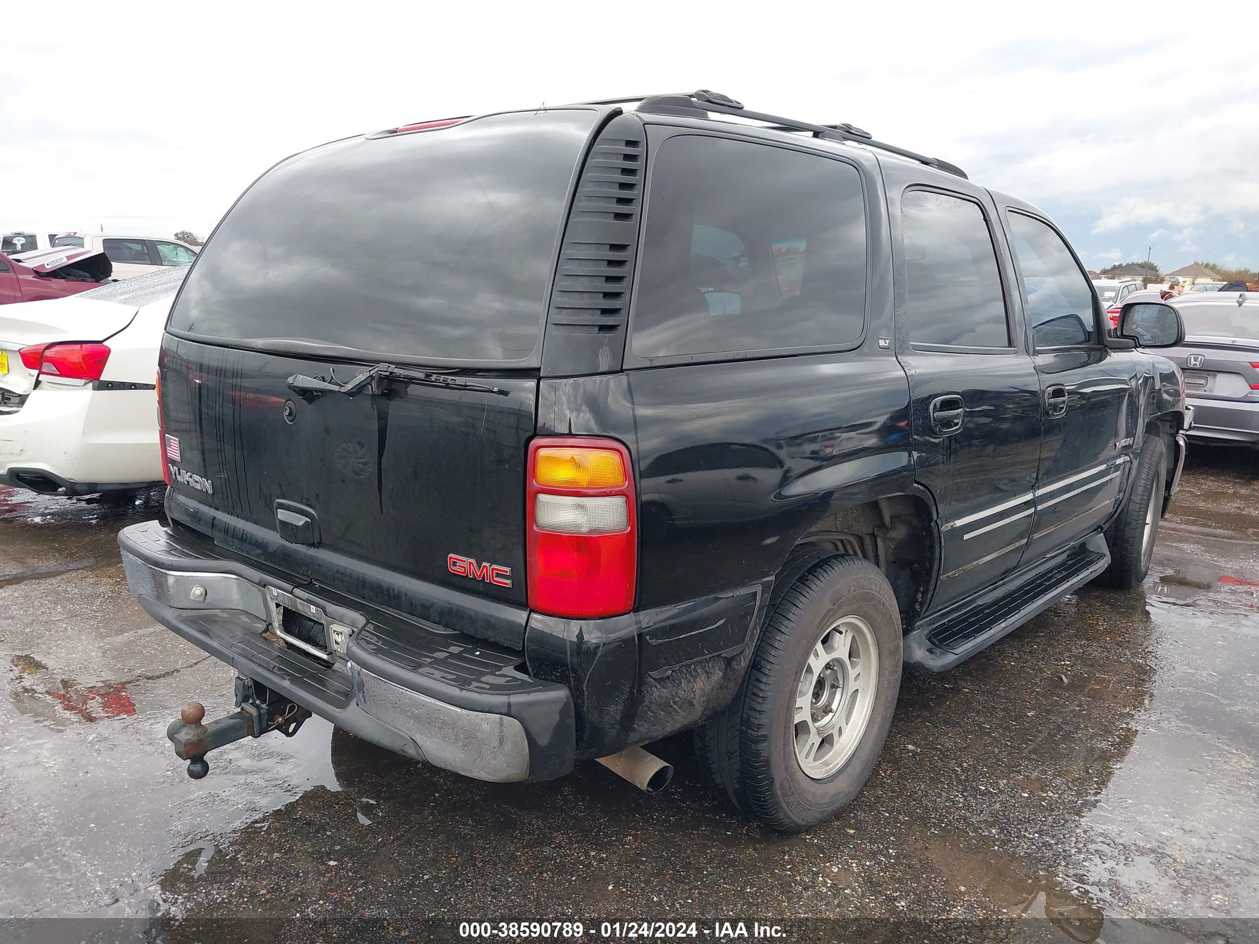 Photo 3 VIN: 1GKEK13T51J163514 - GMC YUKON 