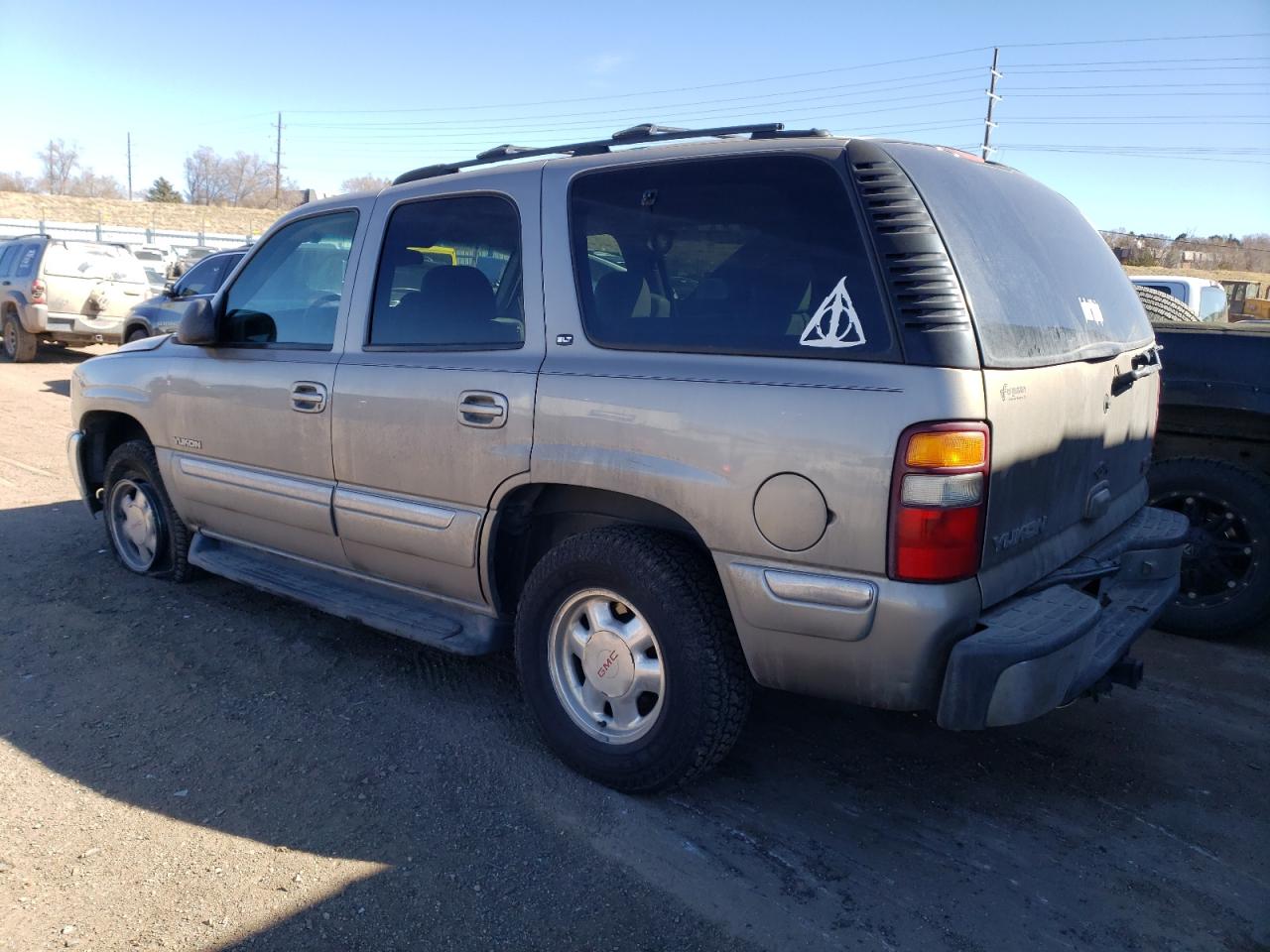 Photo 1 VIN: 1GKEK13T51J307028 - GMC YUKON 