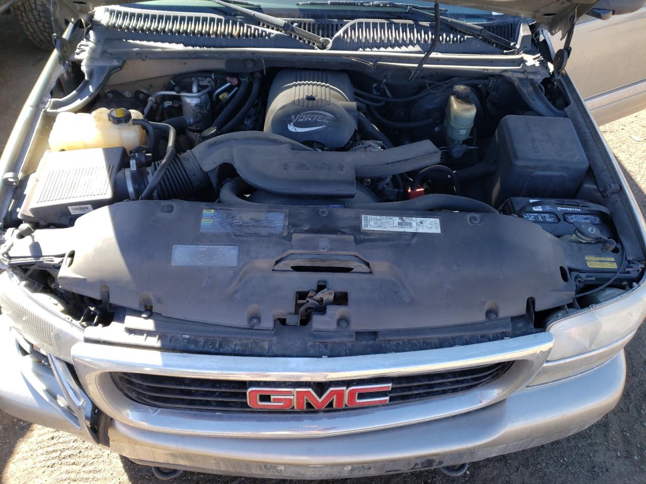 Photo 10 VIN: 1GKEK13T51J307028 - GMC YUKON 