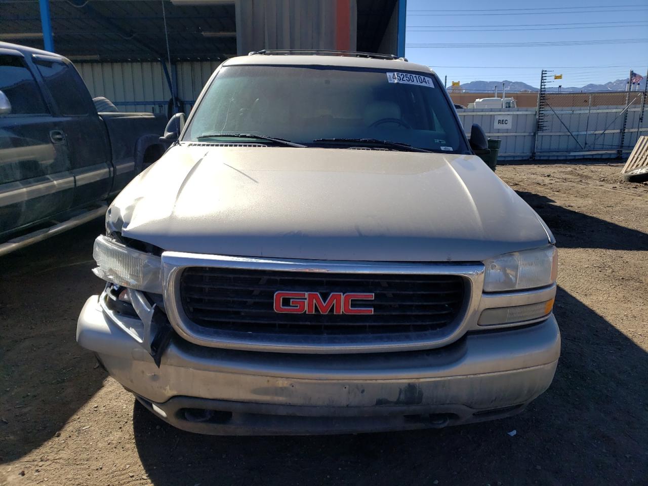 Photo 4 VIN: 1GKEK13T51J307028 - GMC YUKON 