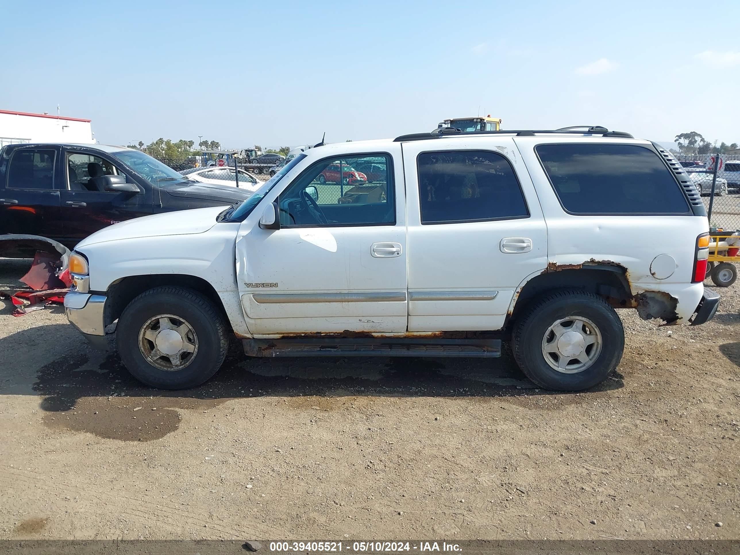 Photo 13 VIN: 1GKEK13T55J129336 - GMC YUKON 