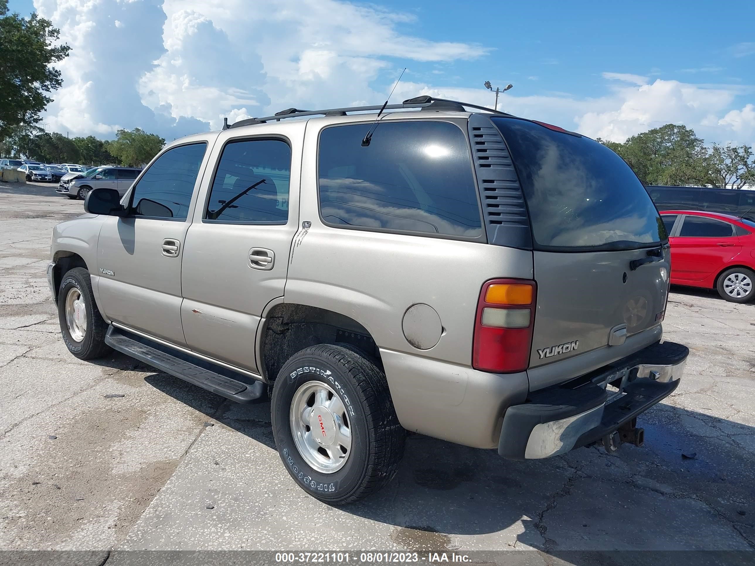 Photo 2 VIN: 1GKEK13T61J113687 - GMC YUKON 