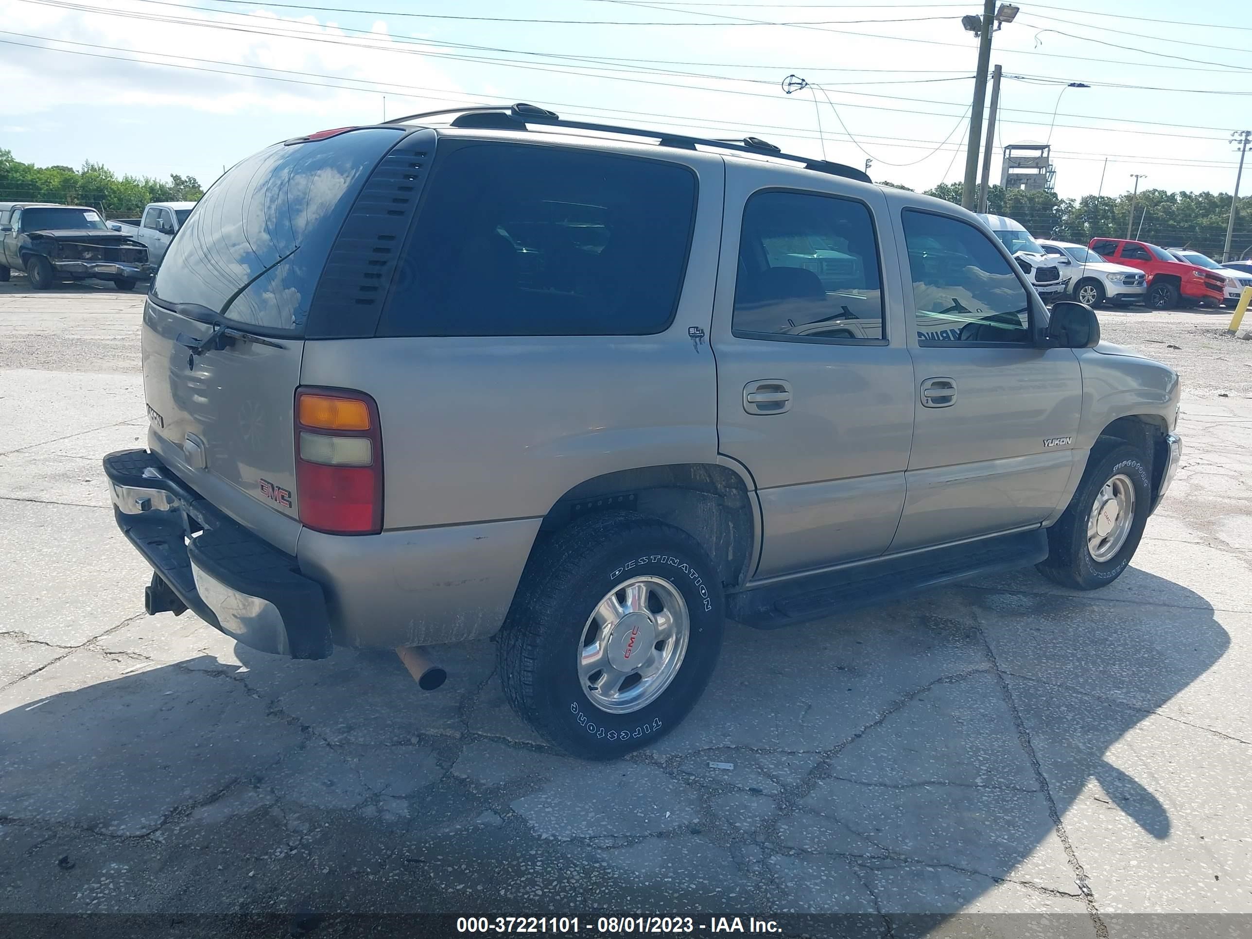 Photo 3 VIN: 1GKEK13T61J113687 - GMC YUKON 