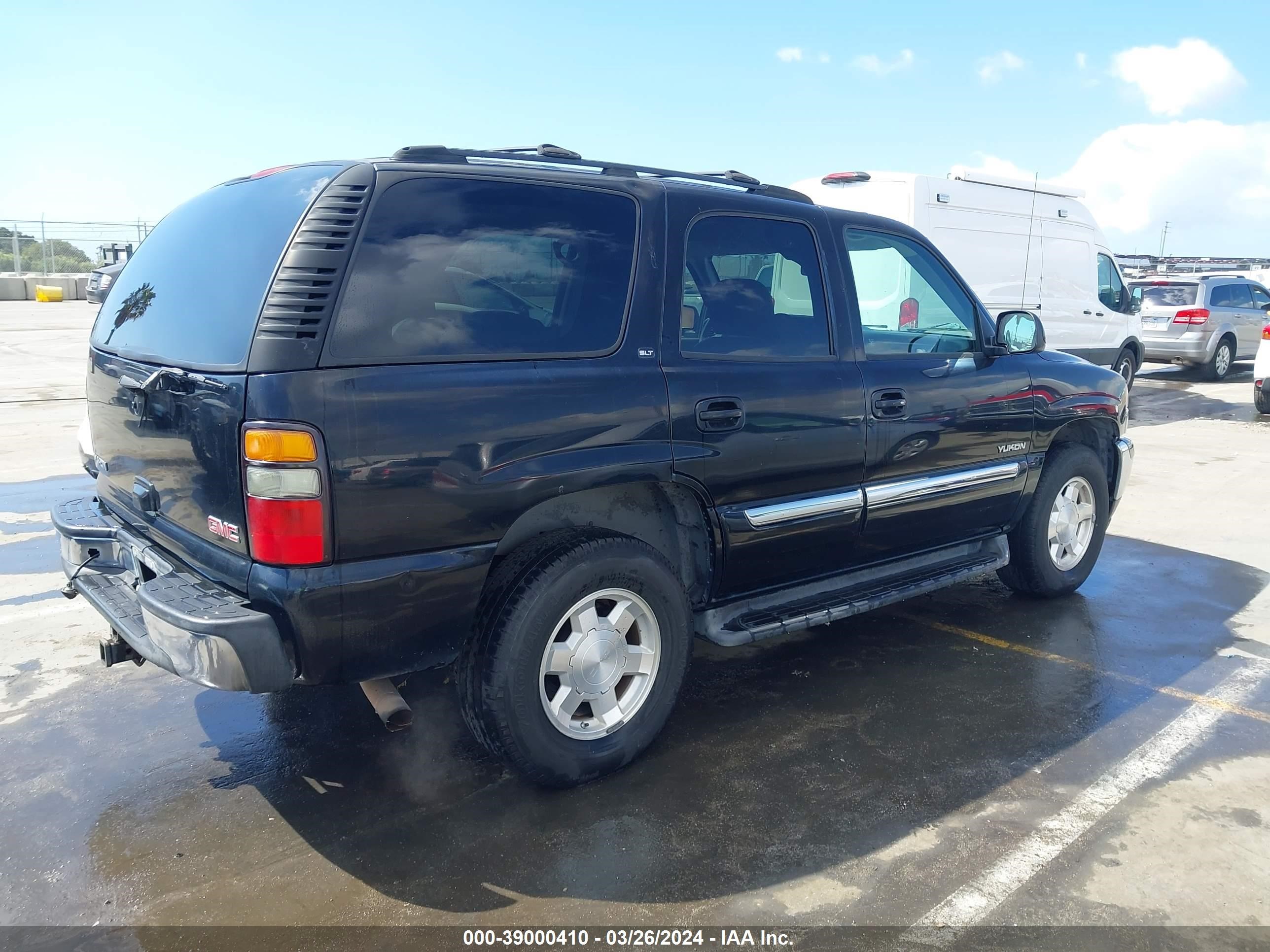 Photo 3 VIN: 1GKEK13T65R156708 - GMC YUKON 