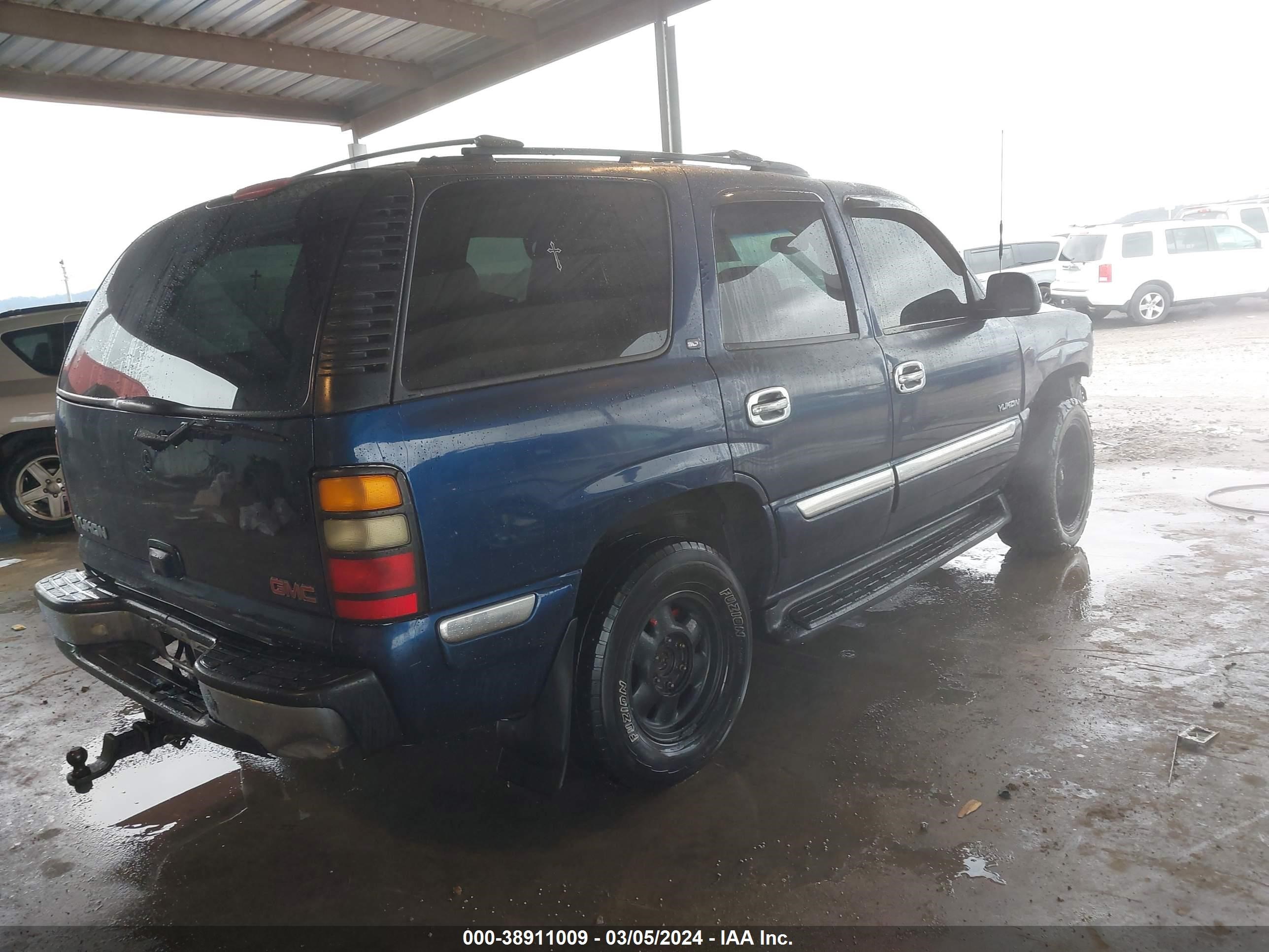 Photo 3 VIN: 1GKEK13T81R177800 - GMC YUKON 