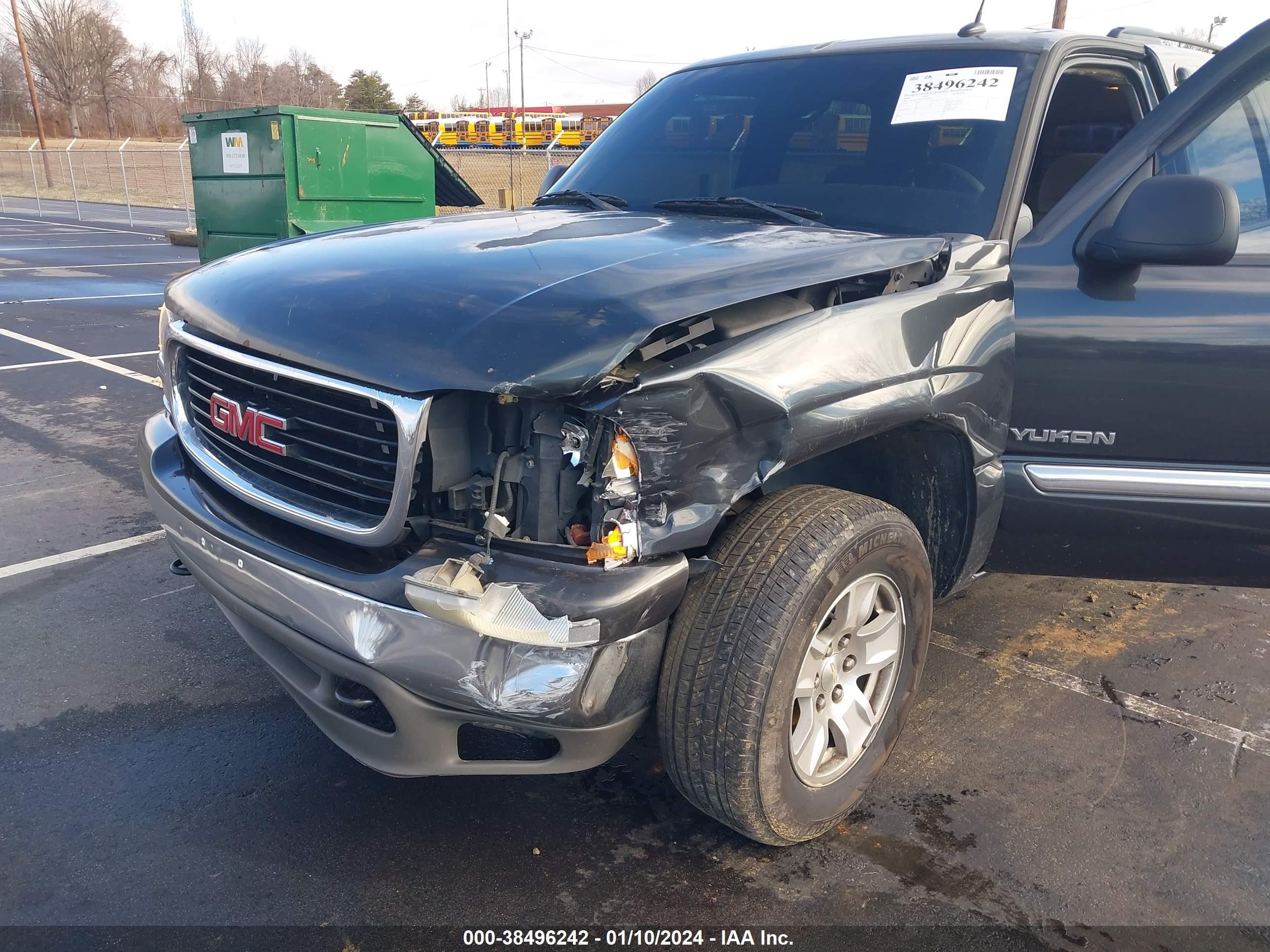 Photo 5 VIN: 1GKEK13TX5J259709 - GMC YUKON 