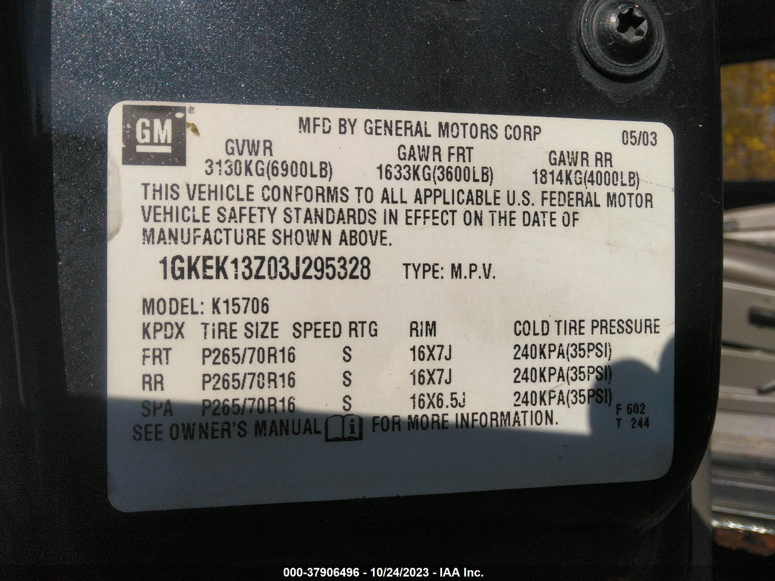 Photo 8 VIN: 1GKEK13Z03J295328 - GMC YUKON 