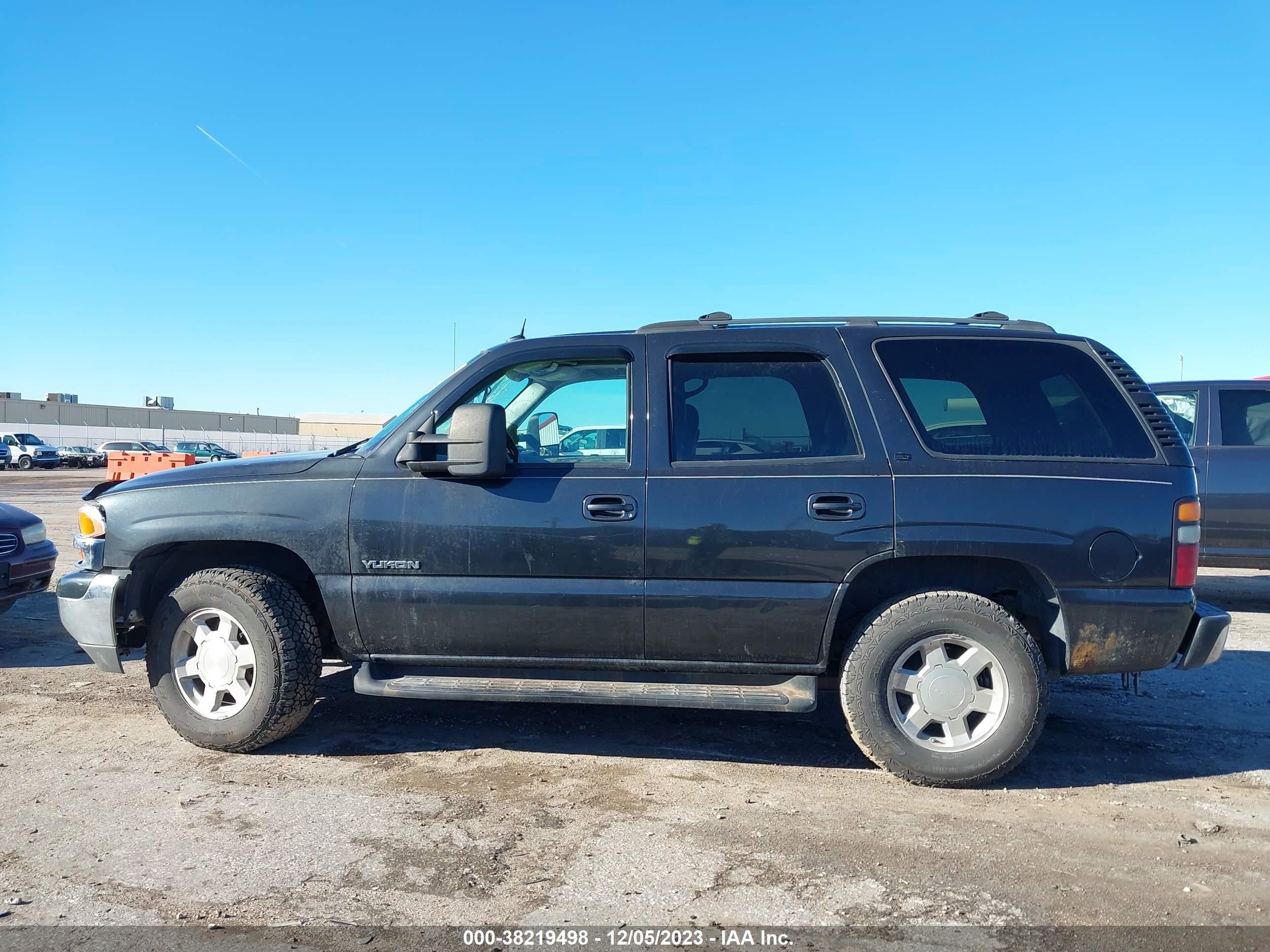 Photo 12 VIN: 1GKEK13Z24R290697 - GMC YUKON 