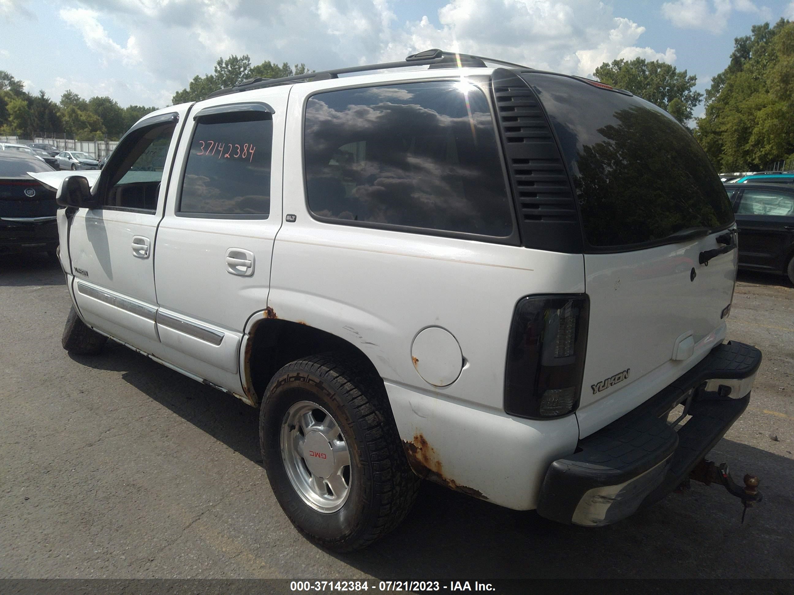 Photo 3 VIN: 1GKEK13Z33J162949 - GMC YUKON 