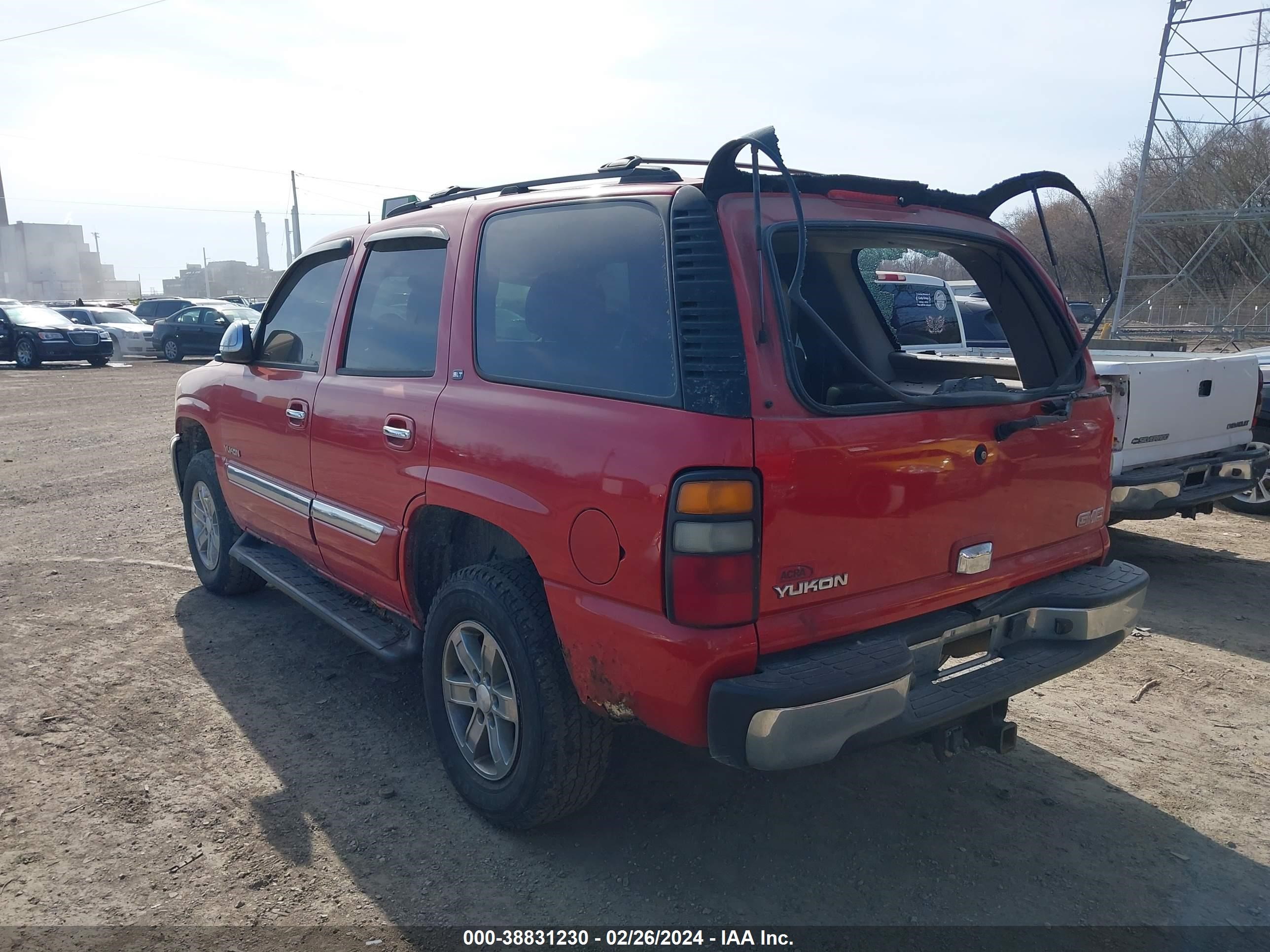 Photo 2 VIN: 1GKEK13Z44R278566 - GMC YUKON 