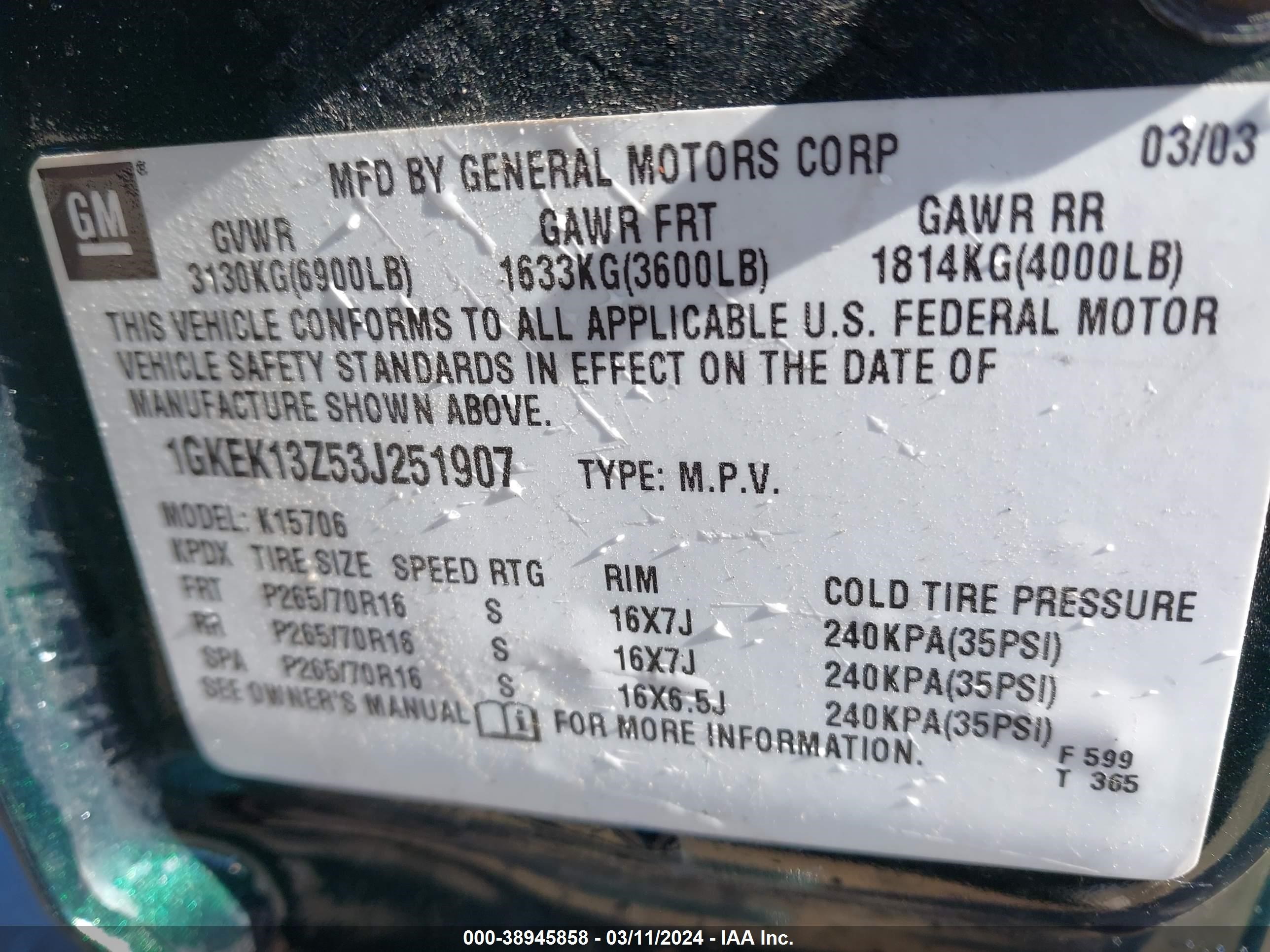 Photo 8 VIN: 1GKEK13Z53J251907 - GMC YUKON 