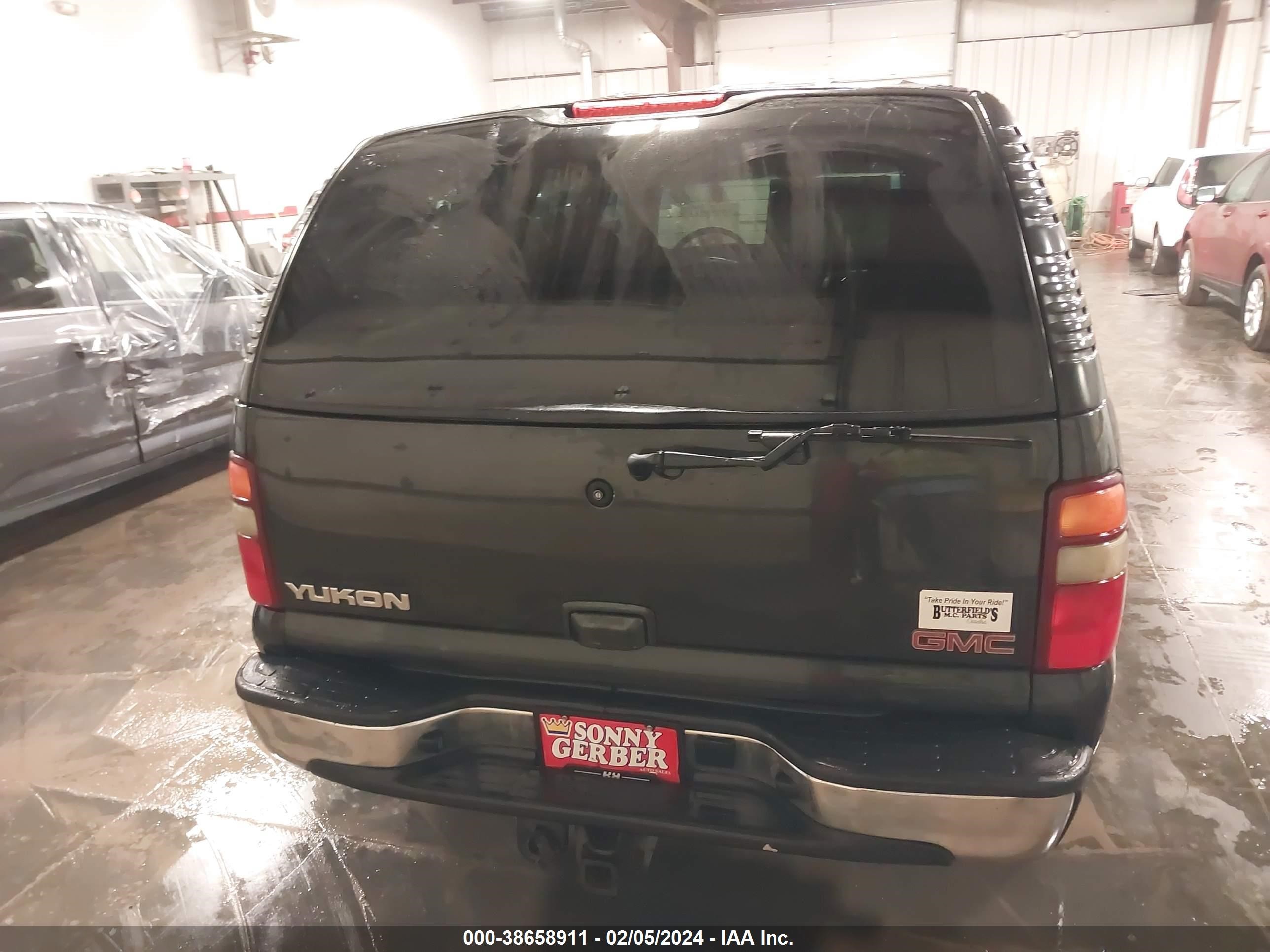 Photo 15 VIN: 1GKEK13Z73R115974 - GMC YUKON 