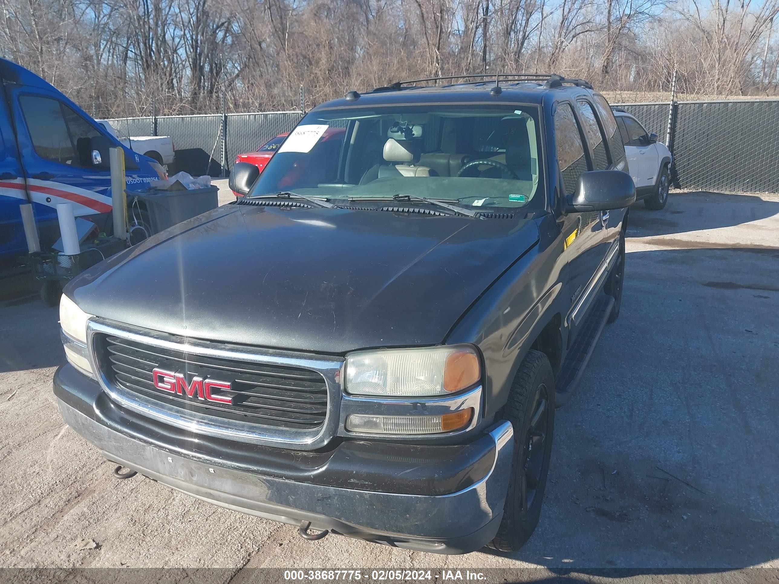 Photo 12 VIN: 1GKEK13Z73R138347 - GMC YUKON 