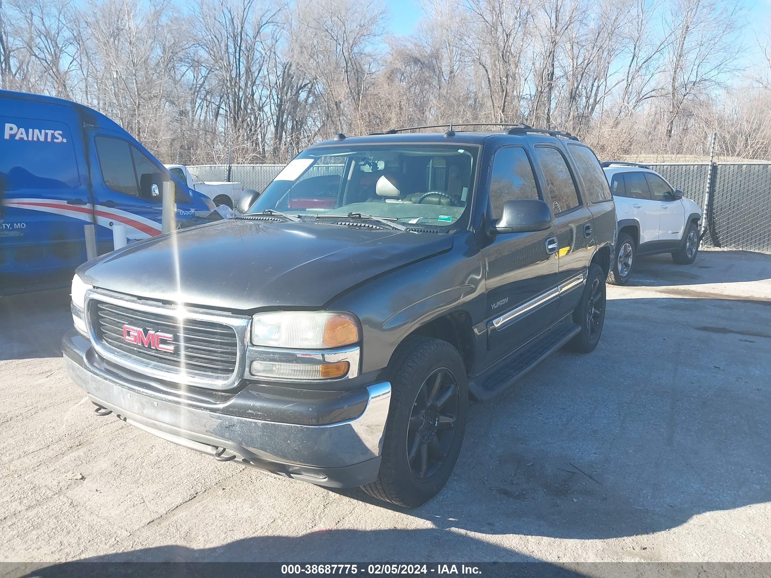 Photo 5 VIN: 1GKEK13Z73R138347 - GMC YUKON 