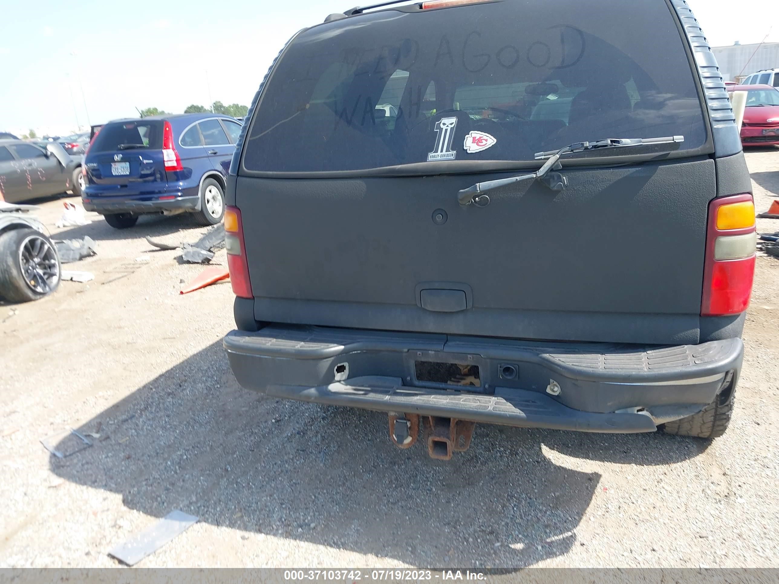 Photo 15 VIN: 1GKEK13ZX3J272221 - GMC YUKON 