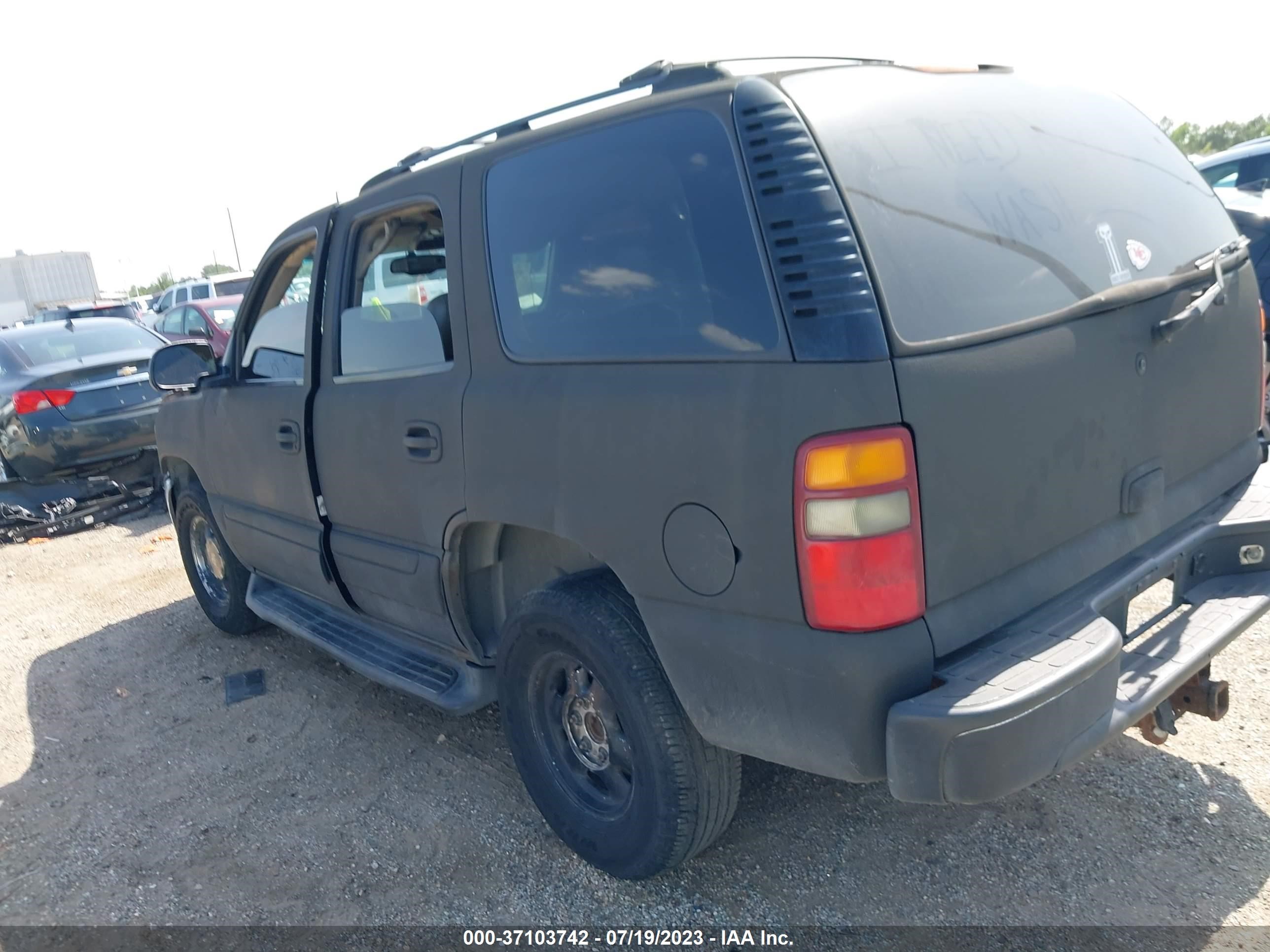 Photo 2 VIN: 1GKEK13ZX3J272221 - GMC YUKON 