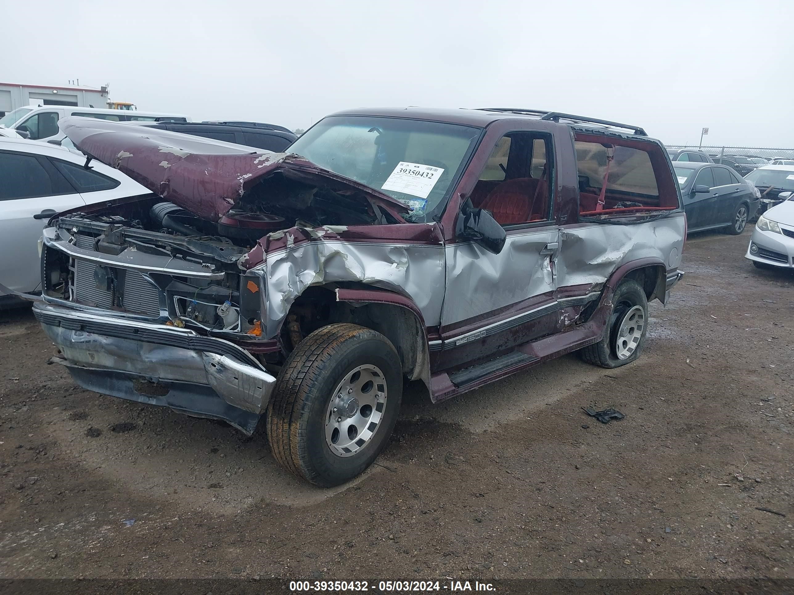 Photo 1 VIN: 1GKEK18K2NJ704556 - GMC YUKON 