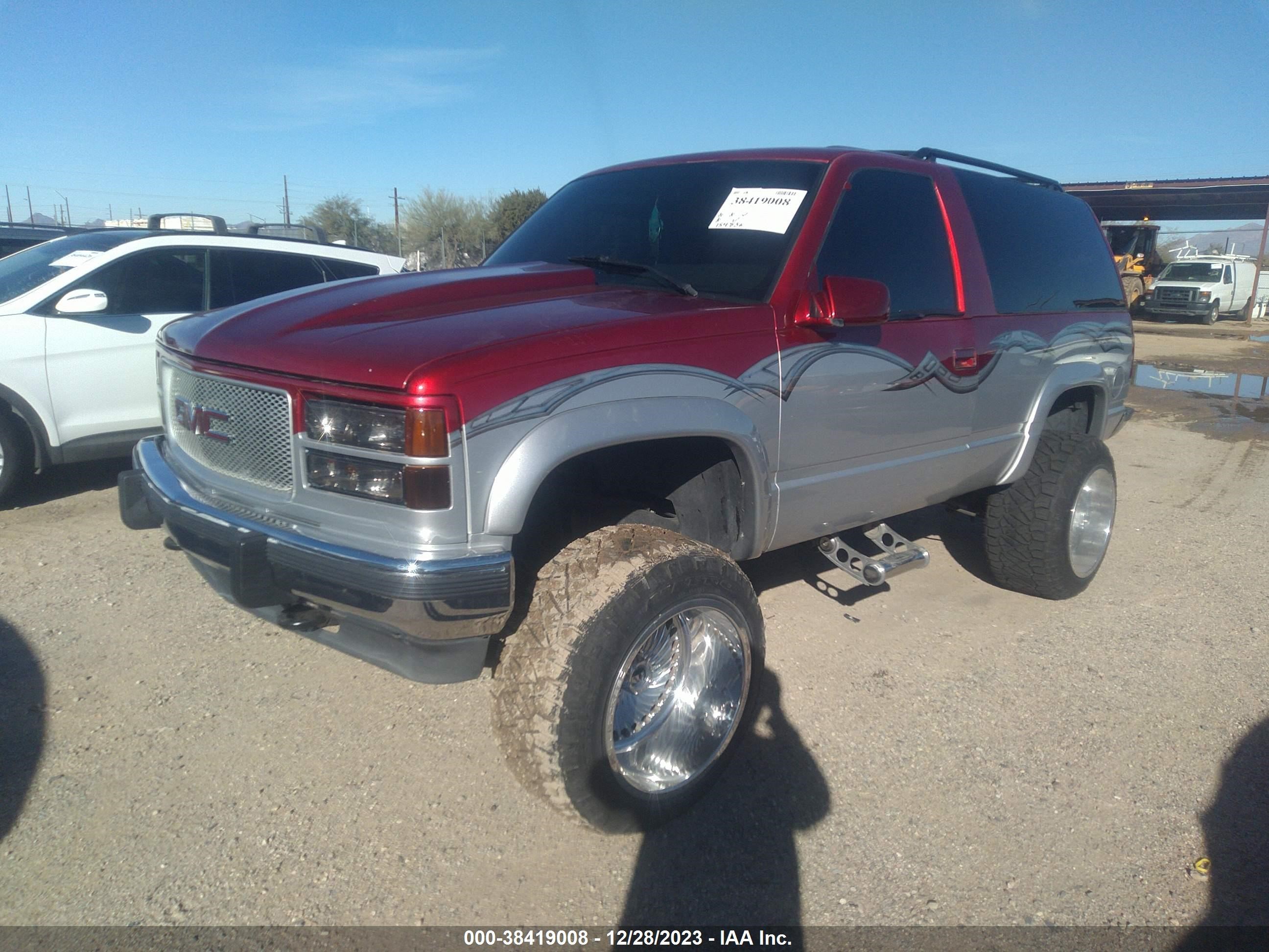 Photo 1 VIN: 1GKEK18K3NJ716795 - GMC YUKON 