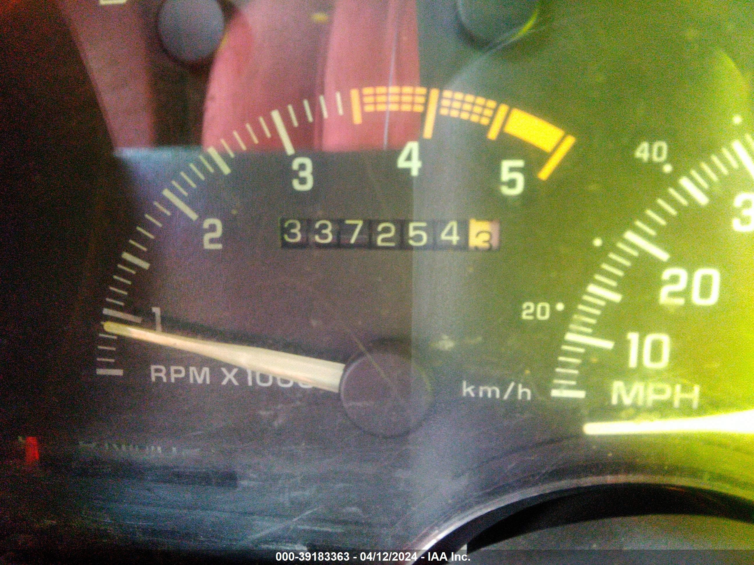 Photo 6 VIN: 1GKEK18SXRJ710790 - GMC YUKON 