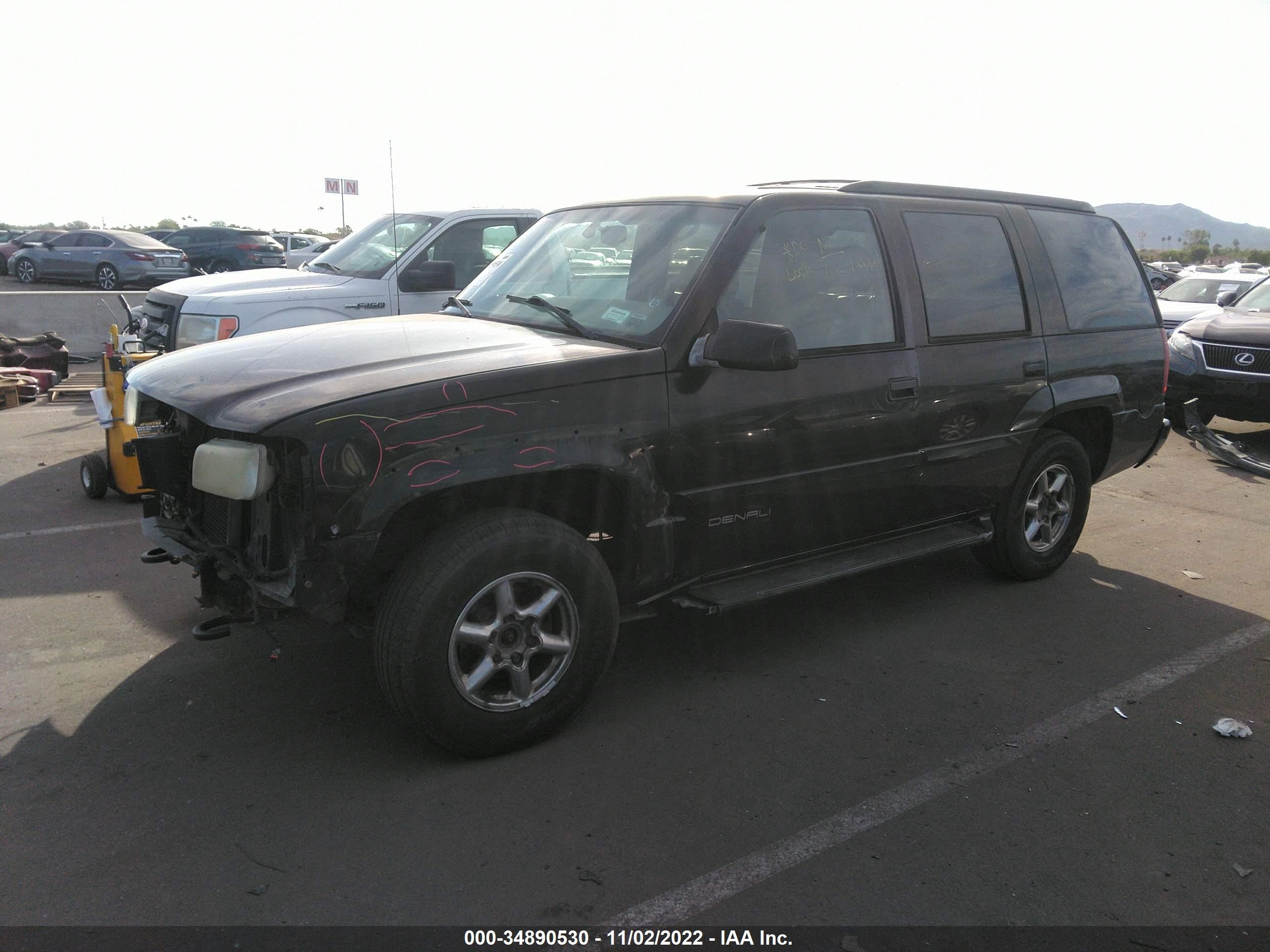 Photo 1 VIN: 1GKEK63R1YR230476 - GMC YUKON 