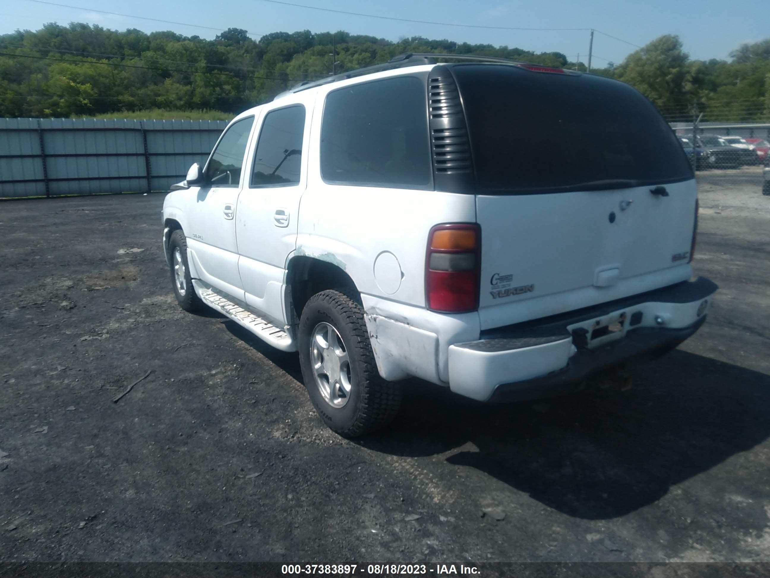 Photo 2 VIN: 1GKEK63U03J290776 - GMC YUKON 