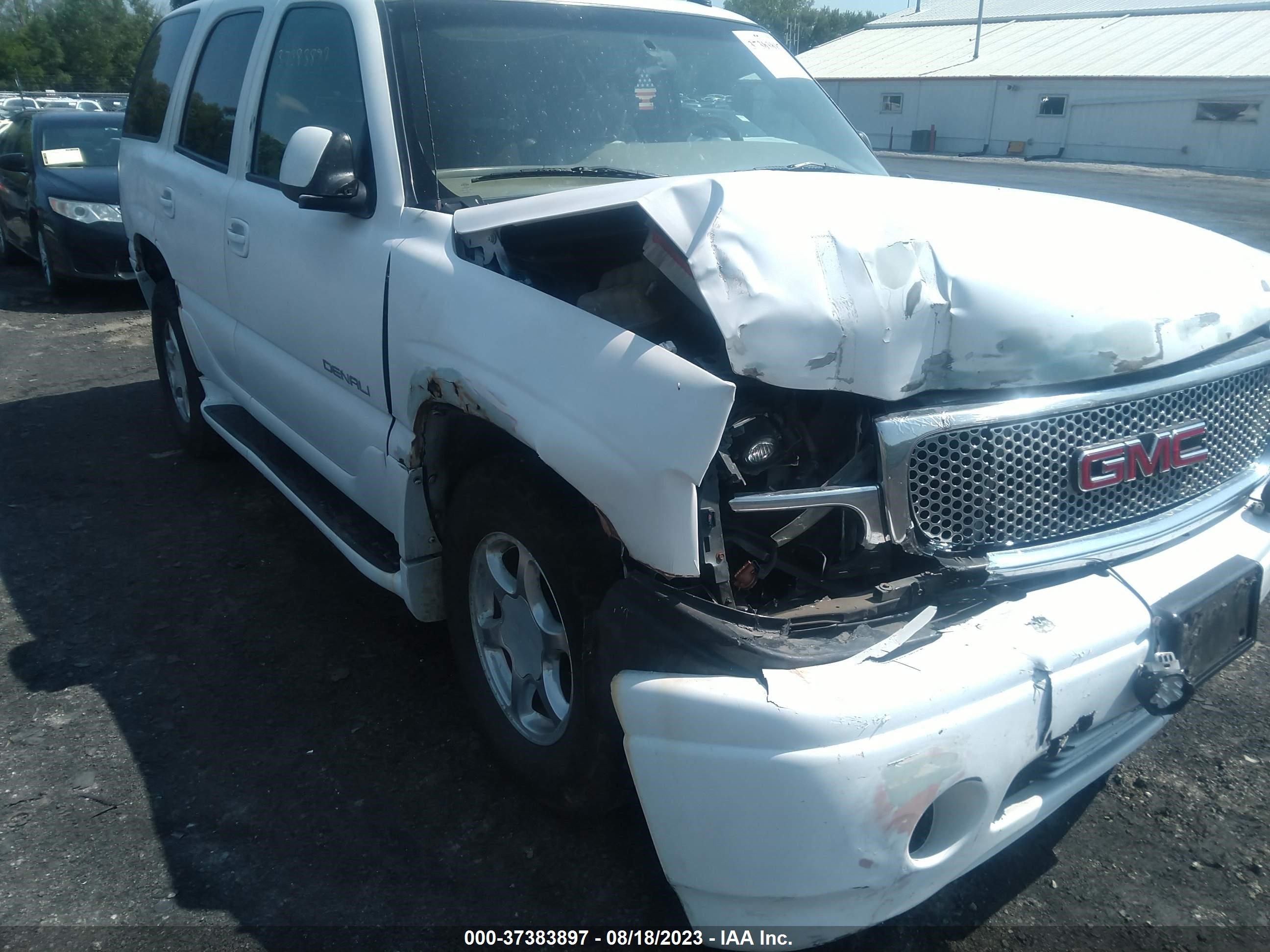 Photo 5 VIN: 1GKEK63U03J290776 - GMC YUKON 