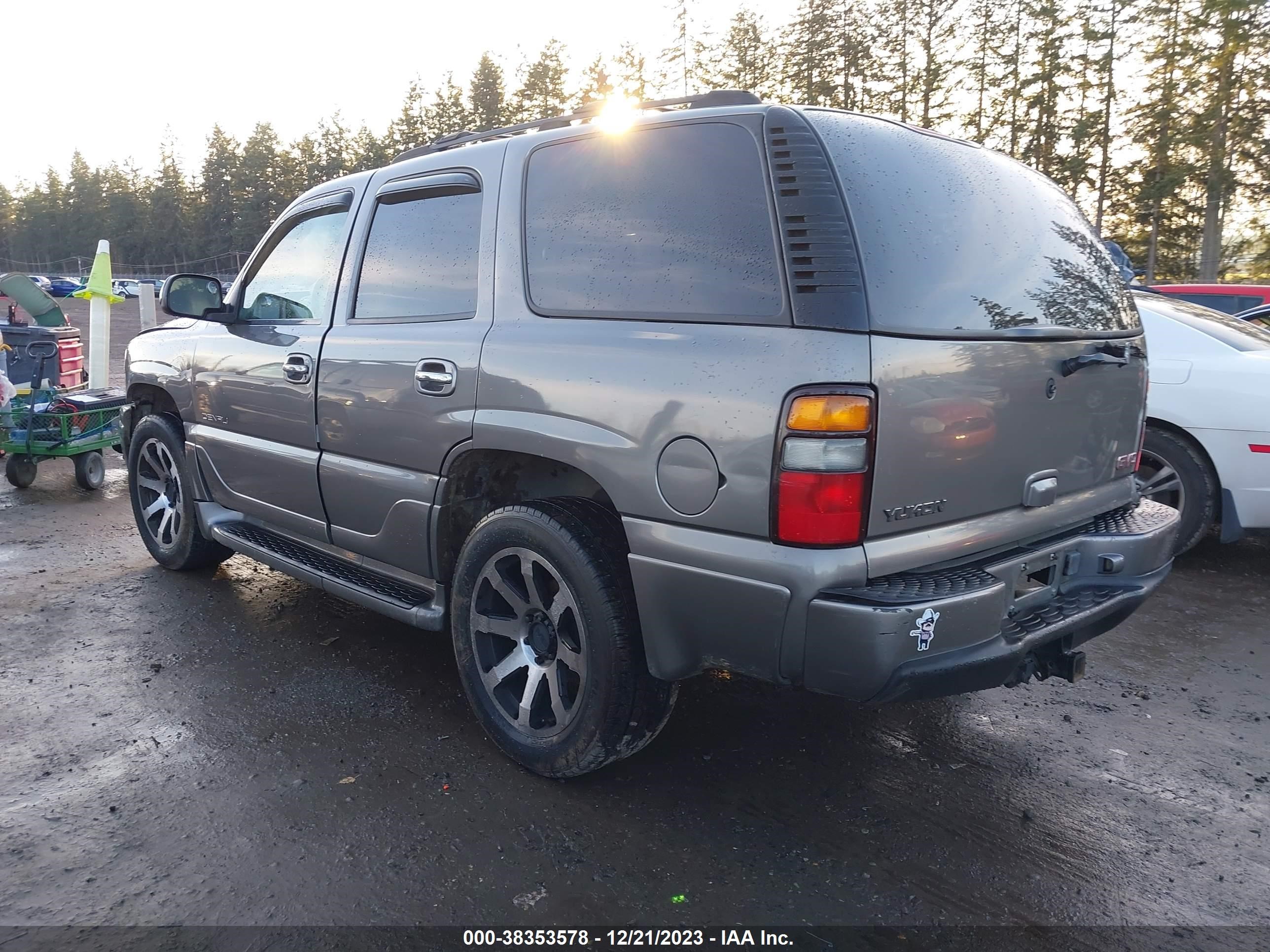 Photo 13 VIN: 1GKEK63U05J133333 - GMC YUKON 