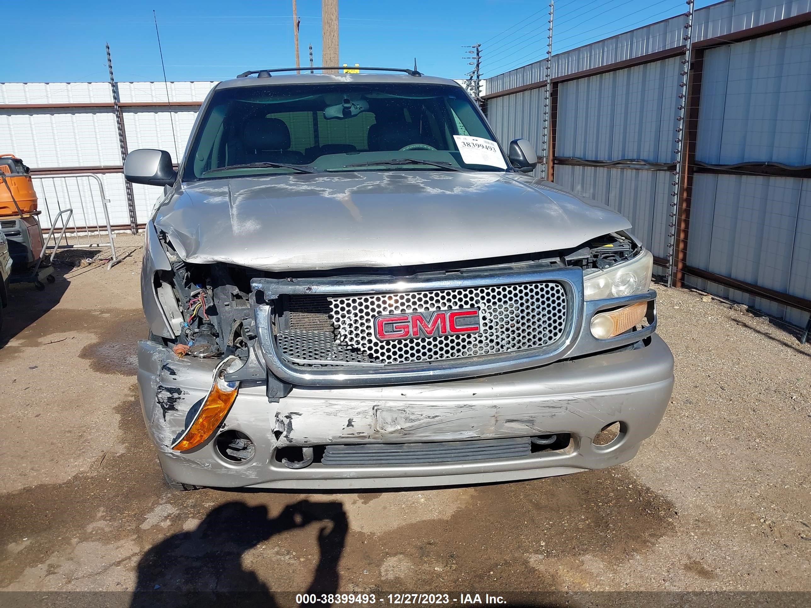 Photo 12 VIN: 1GKEK63U15J173369 - GMC YUKON 