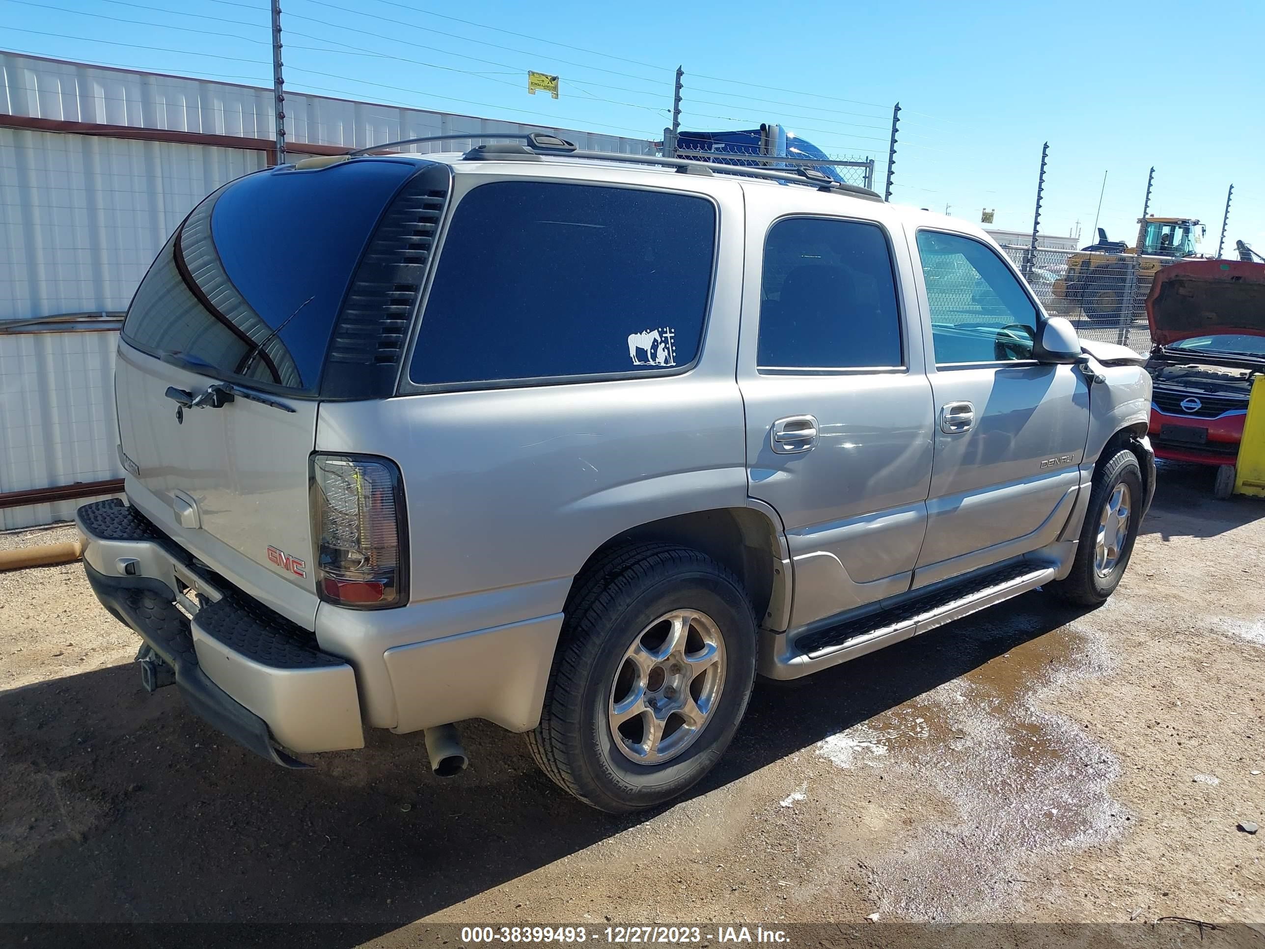 Photo 3 VIN: 1GKEK63U15J173369 - GMC YUKON 