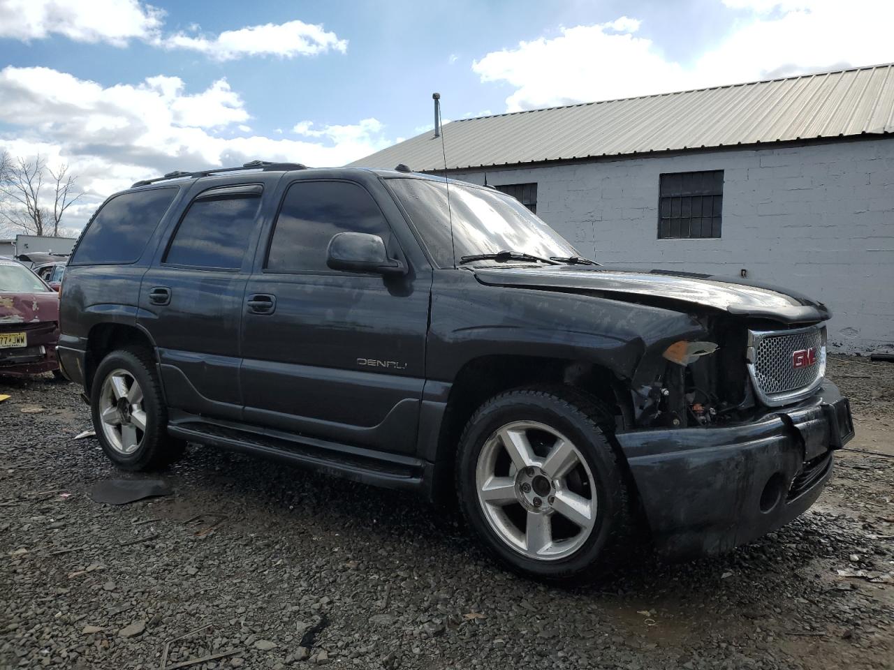 Photo 3 VIN: 1GKEK63U44J152871 - GMC YUKON 