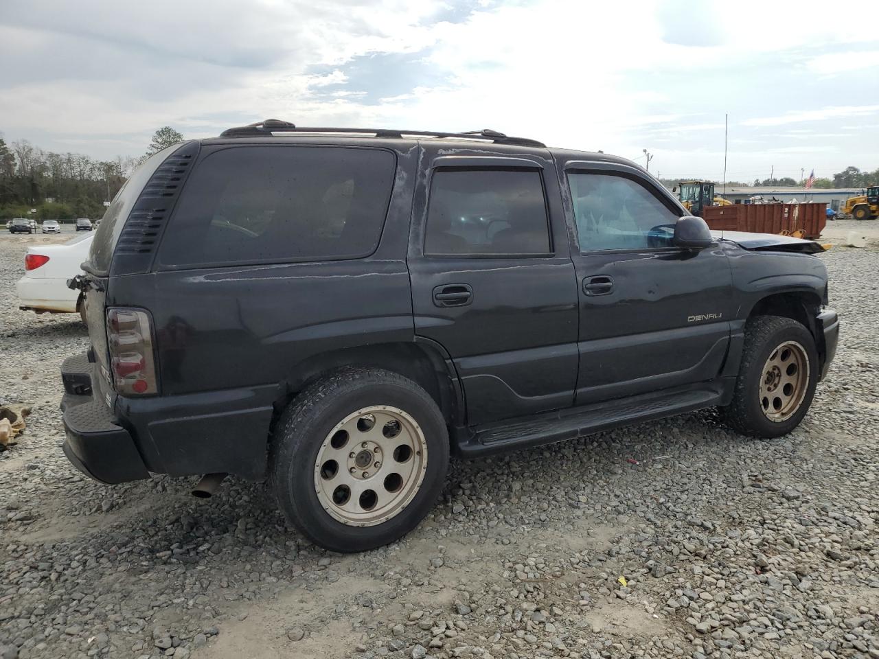 Photo 2 VIN: 1GKEK63U53J253125 - GMC YUKON 