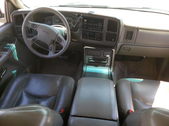 Photo 7 VIN: 1GKEK63U63J343352 - GMC YUKON 