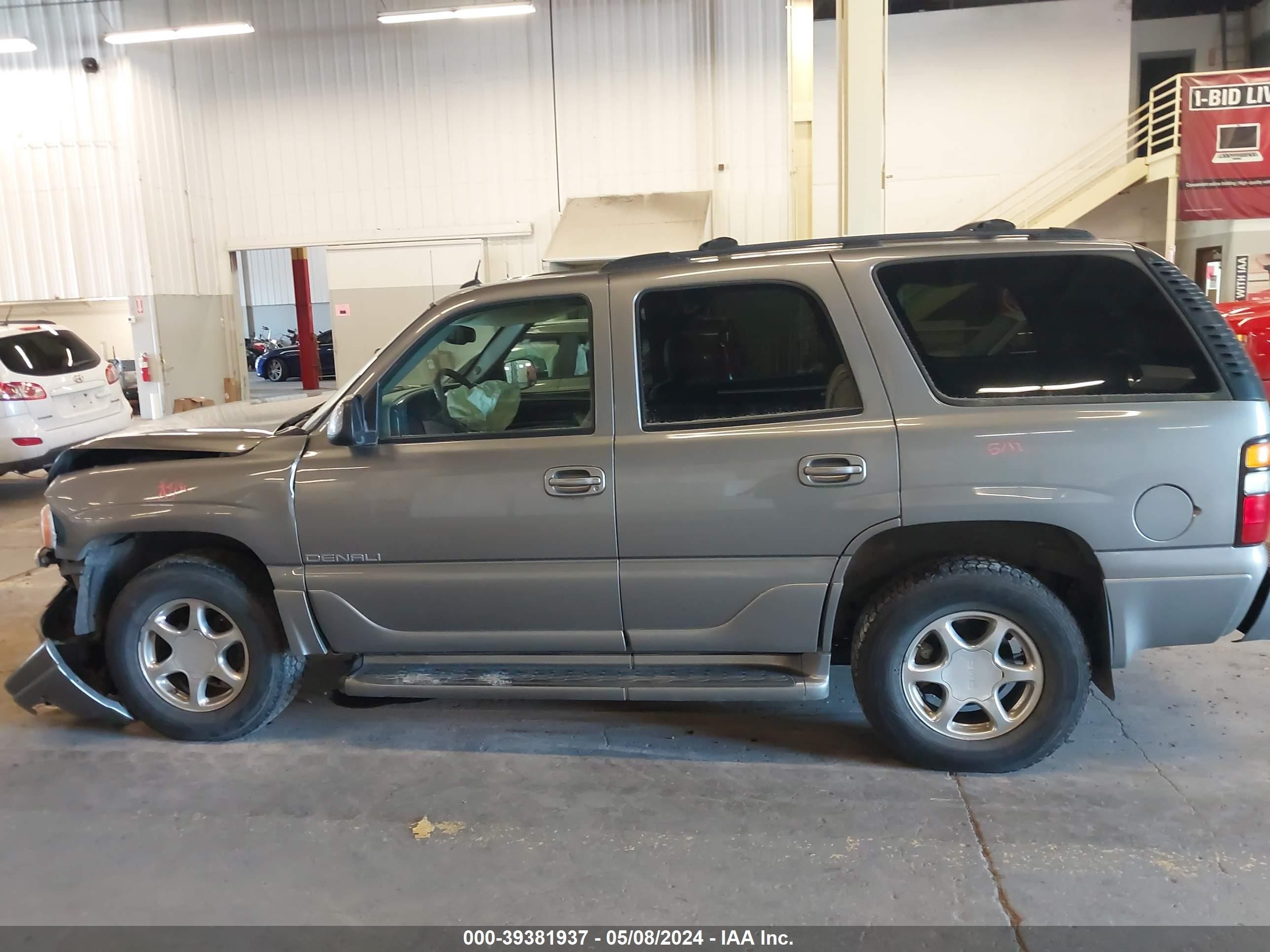 Photo 13 VIN: 1GKEK63U65J155403 - GMC YUKON 