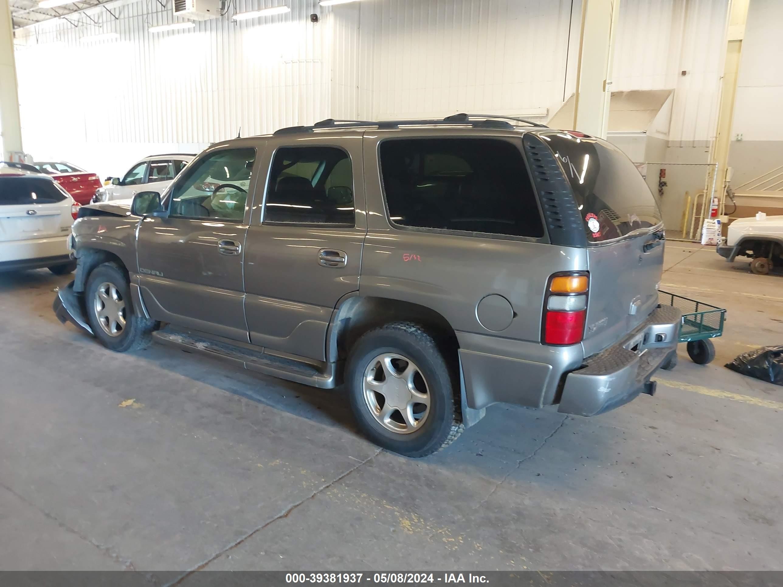 Photo 2 VIN: 1GKEK63U65J155403 - GMC YUKON 