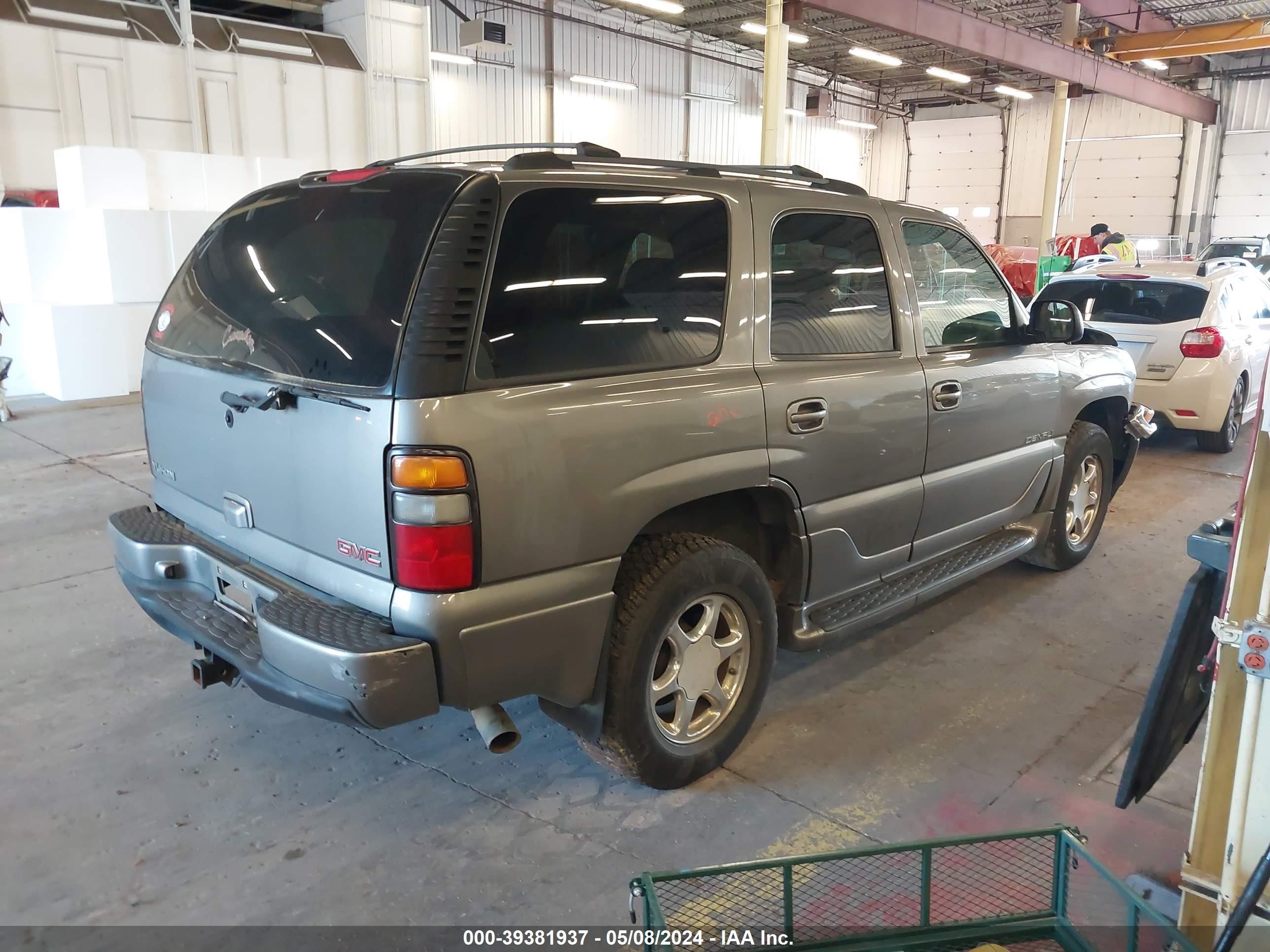 Photo 3 VIN: 1GKEK63U65J155403 - GMC YUKON 