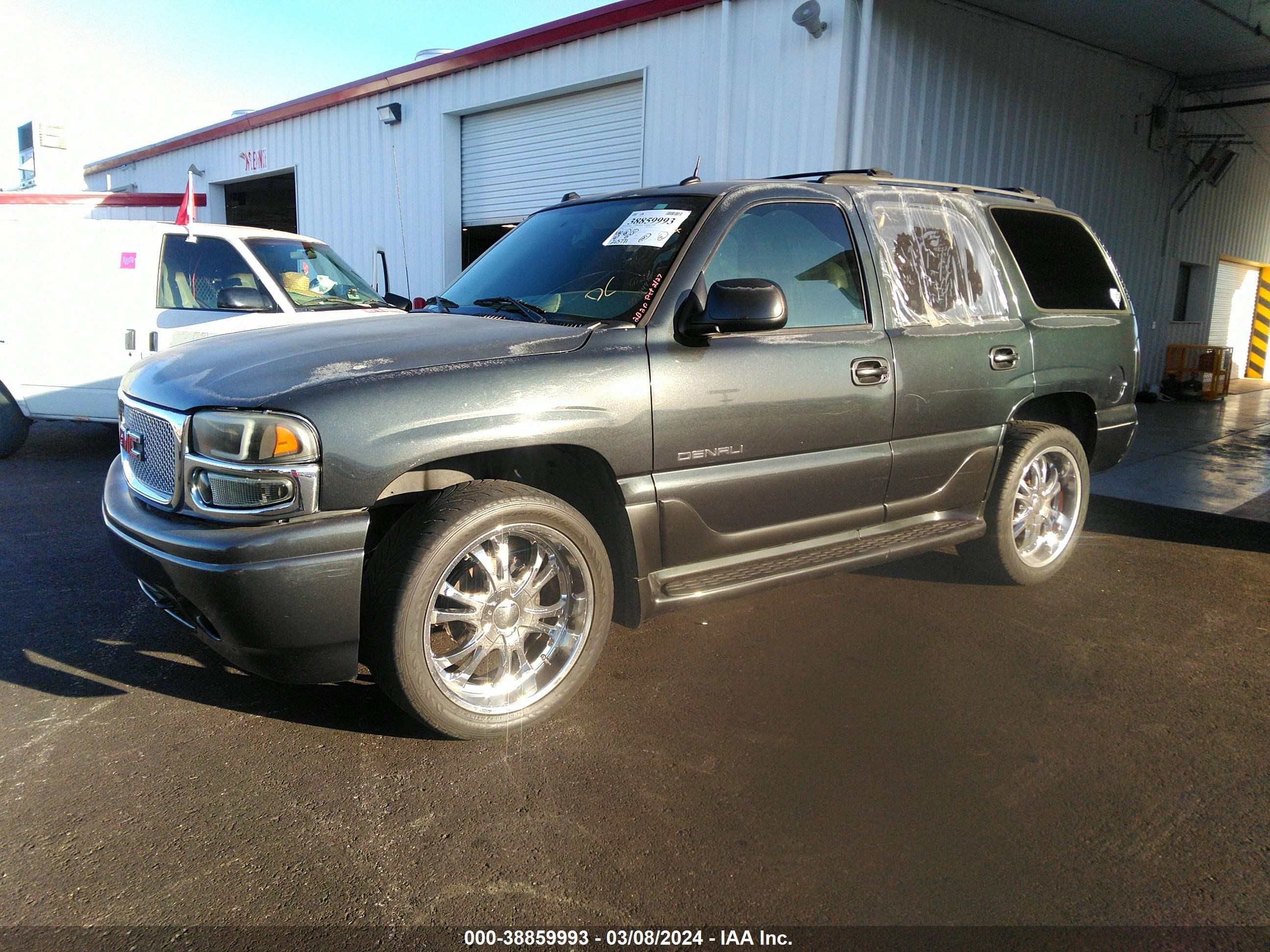 Photo 1 VIN: 1GKEK63U74J265360 - GMC YUKON 