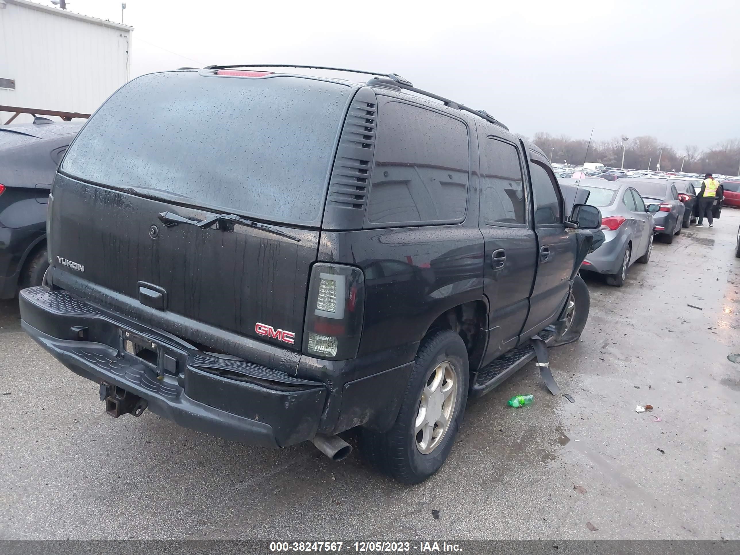 Photo 3 VIN: 1GKEK63U75J108266 - GMC YUKON 