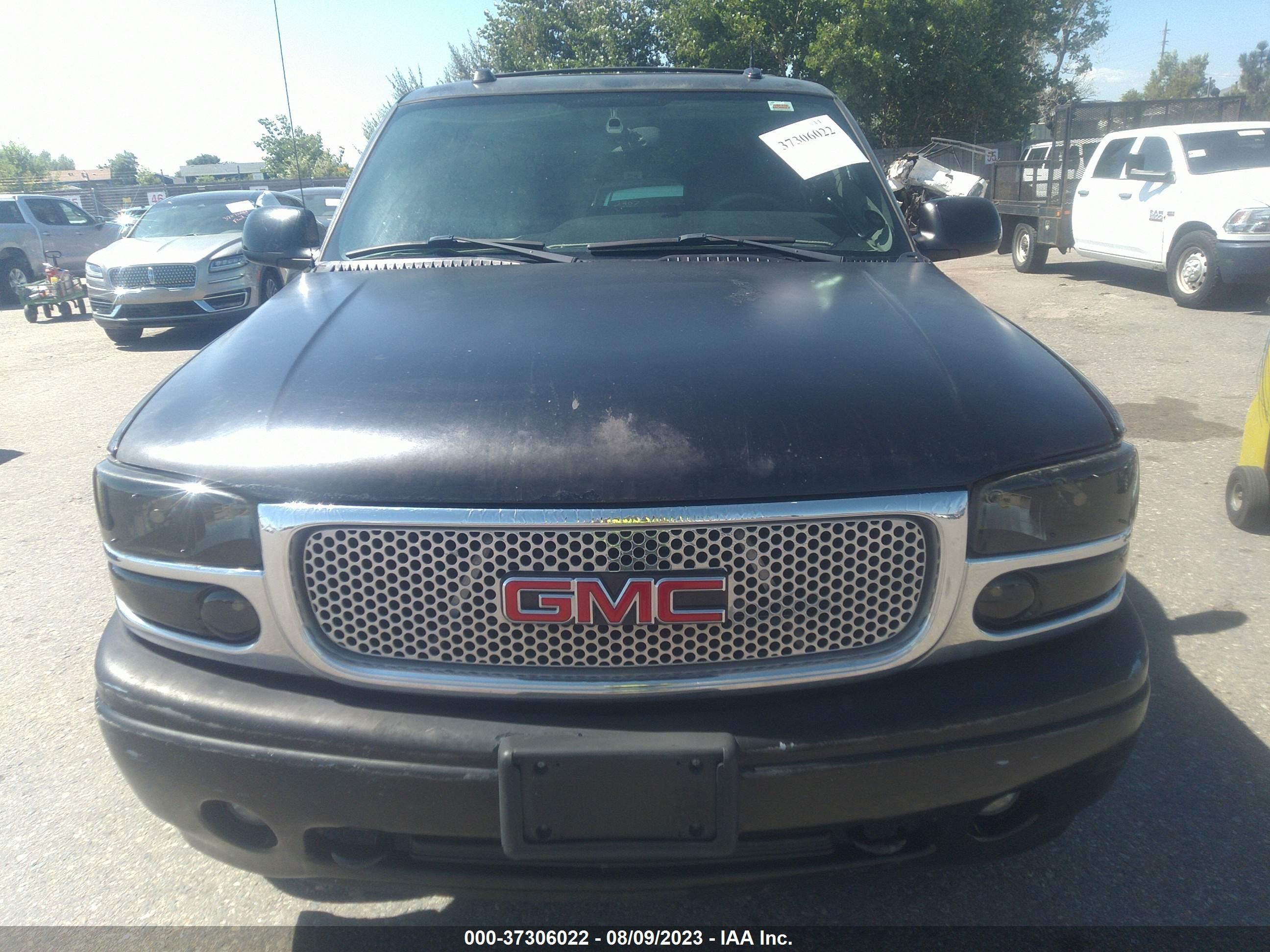 Photo 5 VIN: 1GKEK63U84J166837 - GMC YUKON 