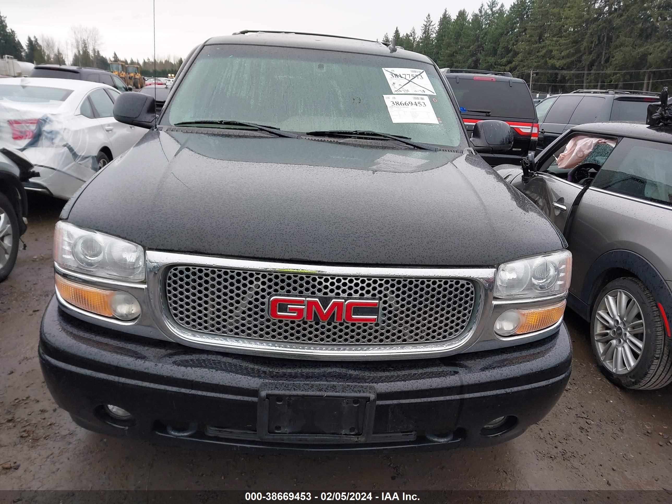 Photo 11 VIN: 1GKEK63U86J105524 - GMC YUKON 