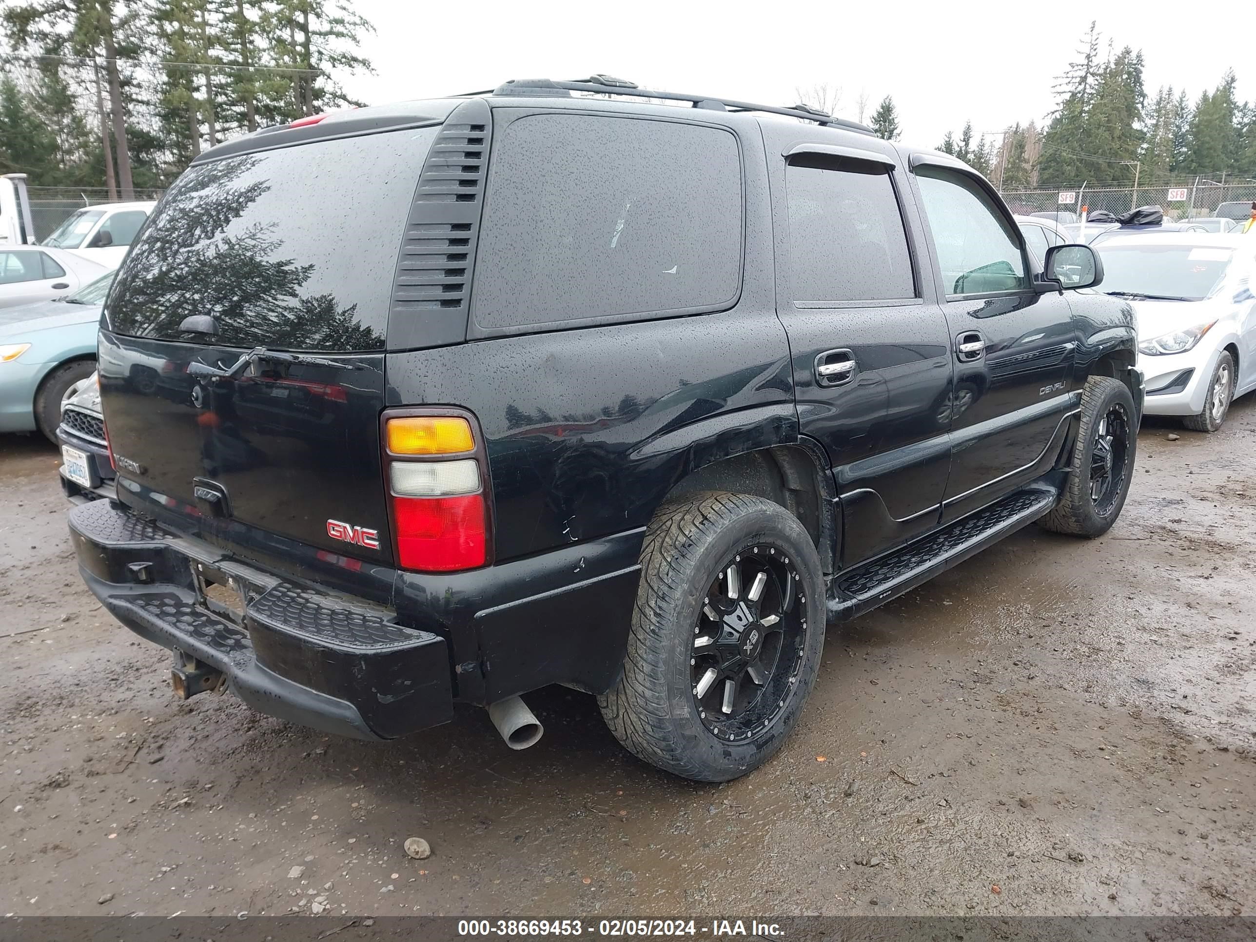 Photo 3 VIN: 1GKEK63U86J105524 - GMC YUKON 