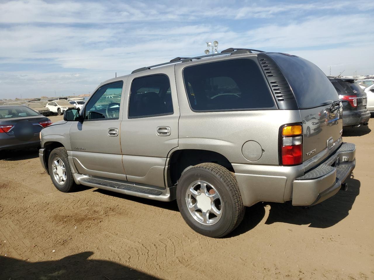 Photo 1 VIN: 1GKEK63UX3J335478 - GMC YUKON 