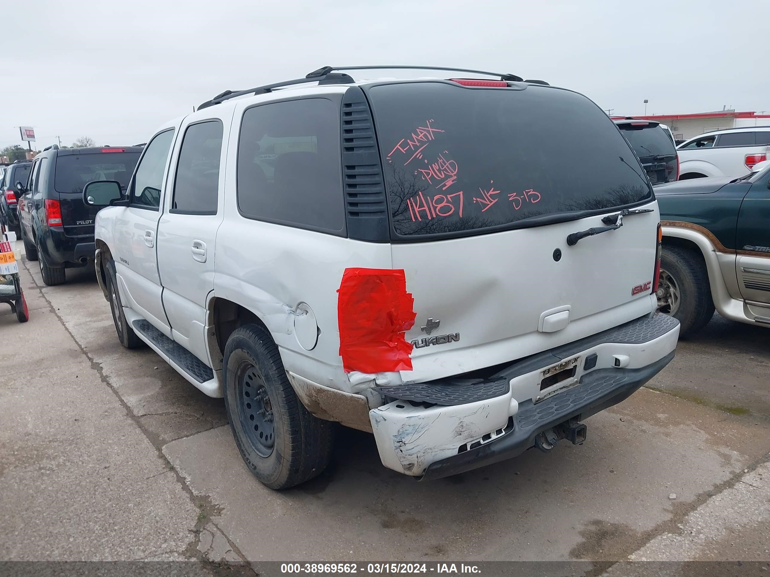 Photo 2 VIN: 1GKEK63UX4J114187 - GMC YUKON 